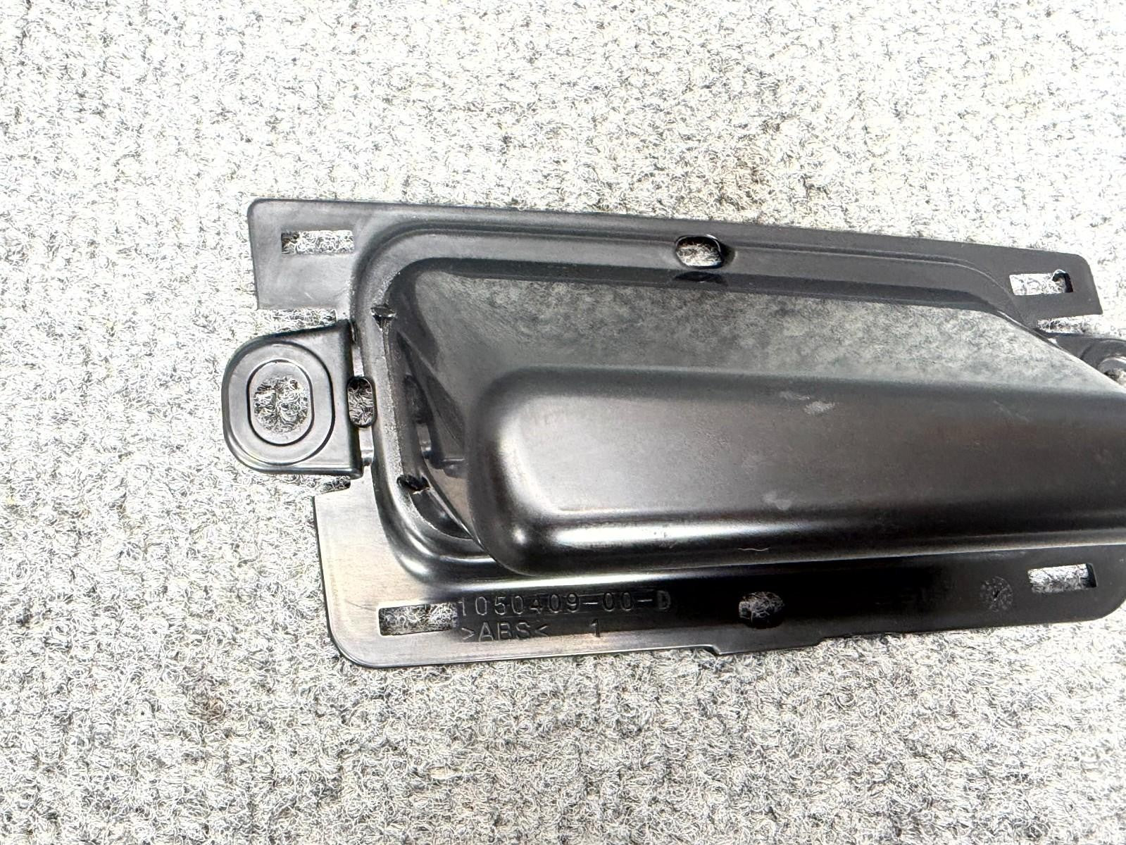 16-20 Tesla Model X Liftgate Back Door Trunk Pull Handle Cup OEM, 1050409-00-D