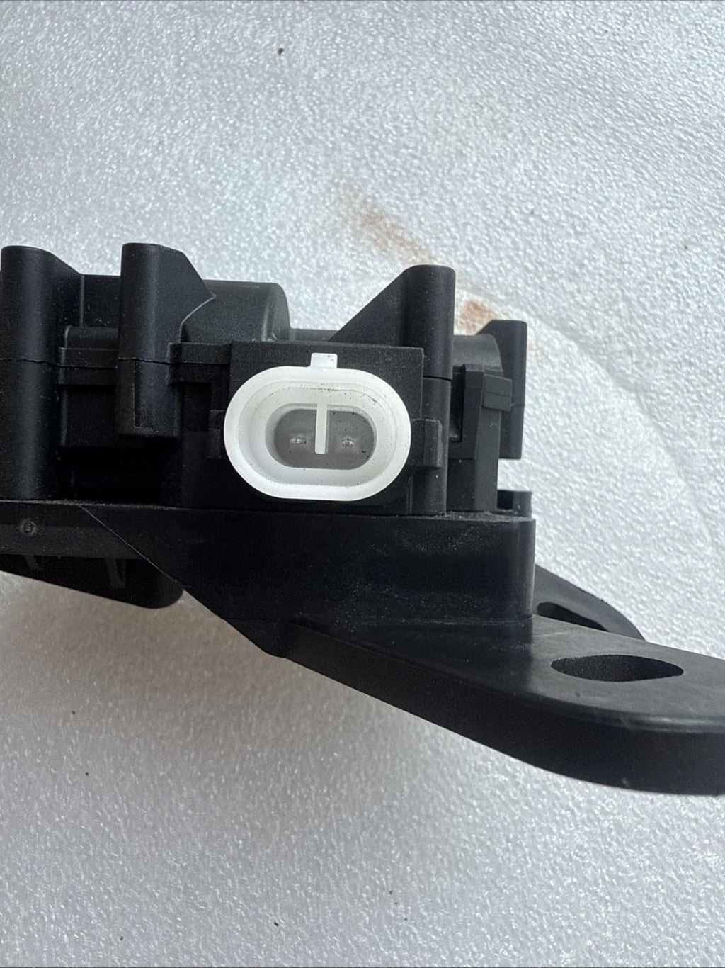 ♦️20-23 TESLA MODEL 3 FRONT HOOD LOCK LATCH ACTUATOR PRIMARY RELEASE OEM,1500398