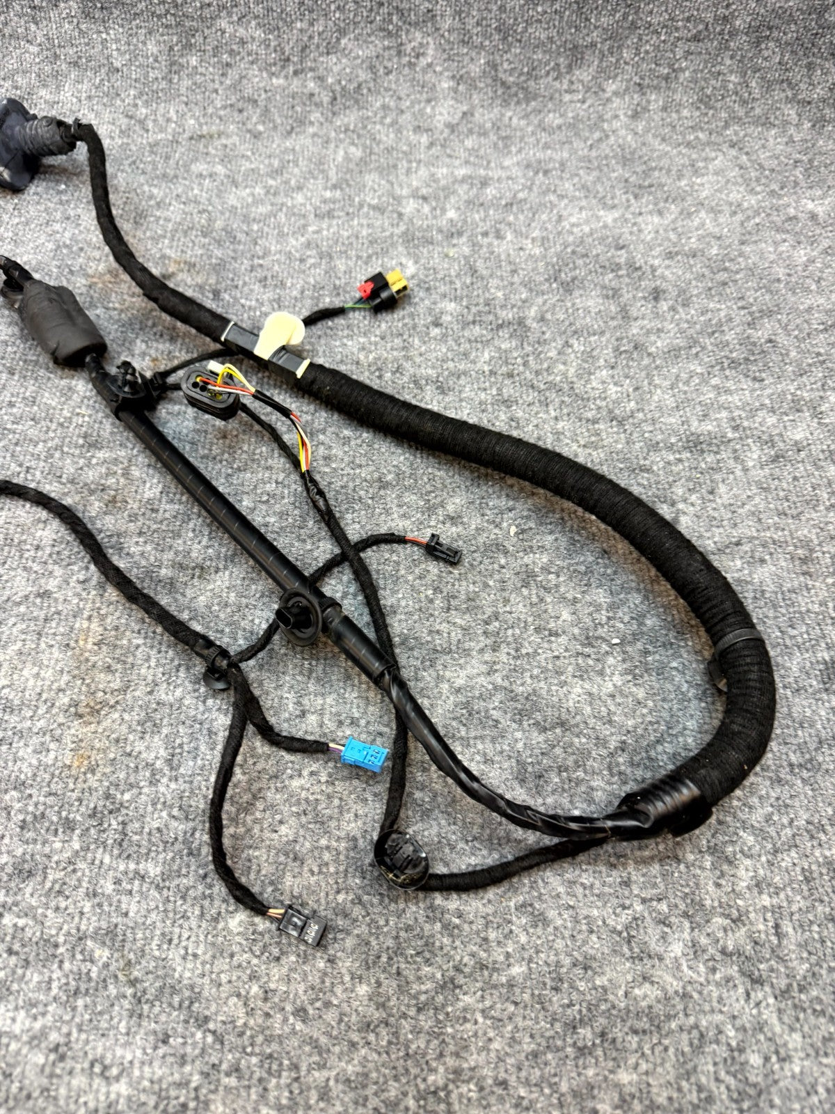 2020-2024 TESLA MODEL Y REAR LEFT SIDE DOOR PANEL WIRING HARNESS OEM, 148905300D