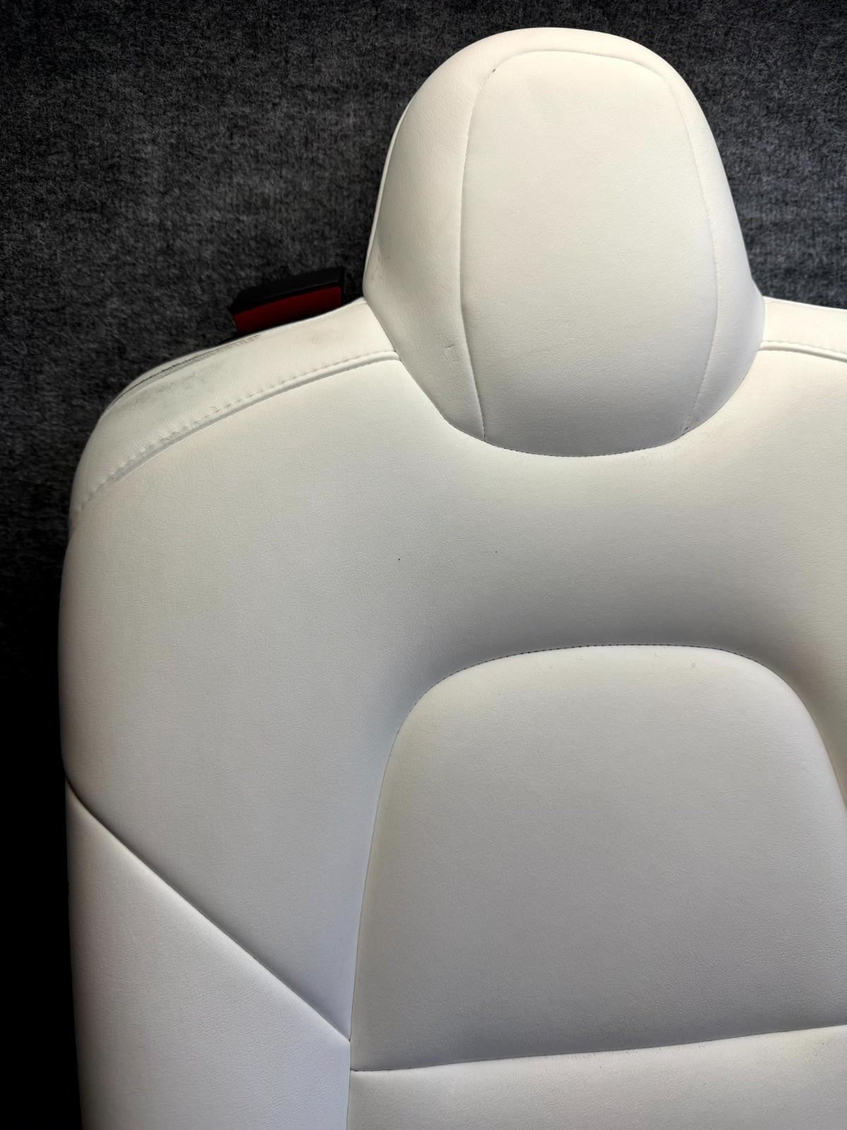 ♦️17-23 TESLA MODEL 3 REAR RIGHT UPPER SEAT CUSION W/ HEADREST OEM, 1455036-00-B