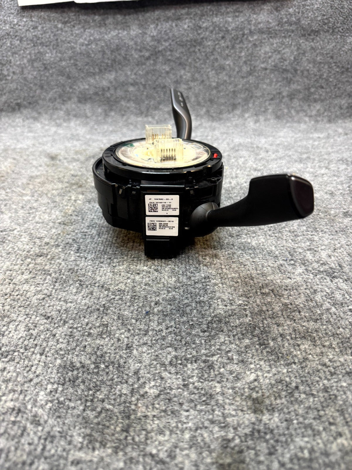 2017 - 2023 TESLA MODEL 3 STEERING COLUMN CONTROL MODULE OEM, 1097662-00-O