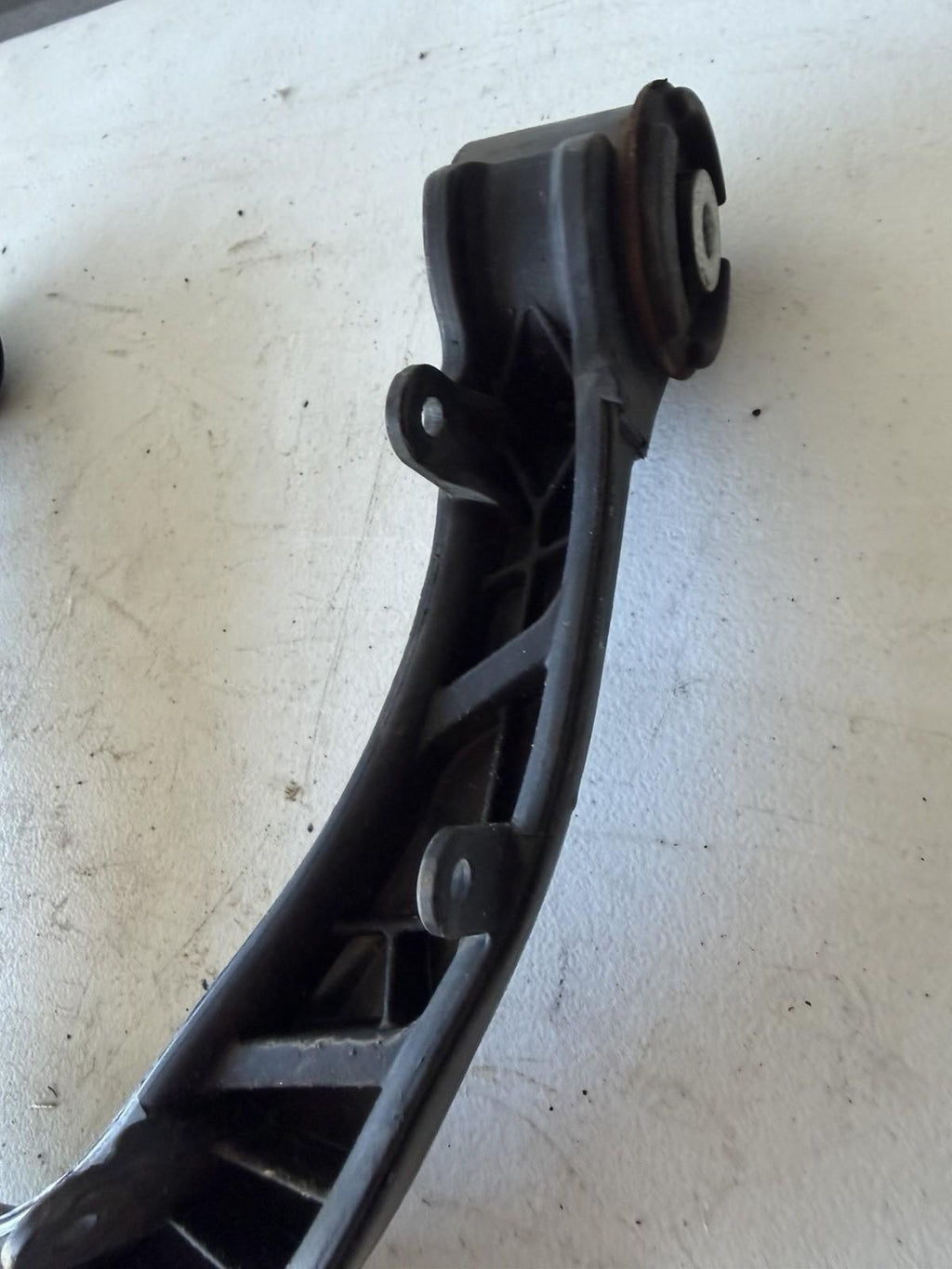 ♦️2017 - 2023 TESLA MODEL 3 FRONT LEFT SIDE UPPER CONTROL ARM OEM, 1044321-00-H