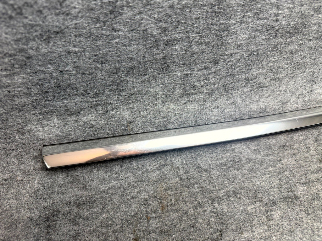 ♦️17–23 TESLA MODEL 3 FRONT RIGHT SIDE DOOR MOLDING TRIM STRIP OEM, 1080682-00-F