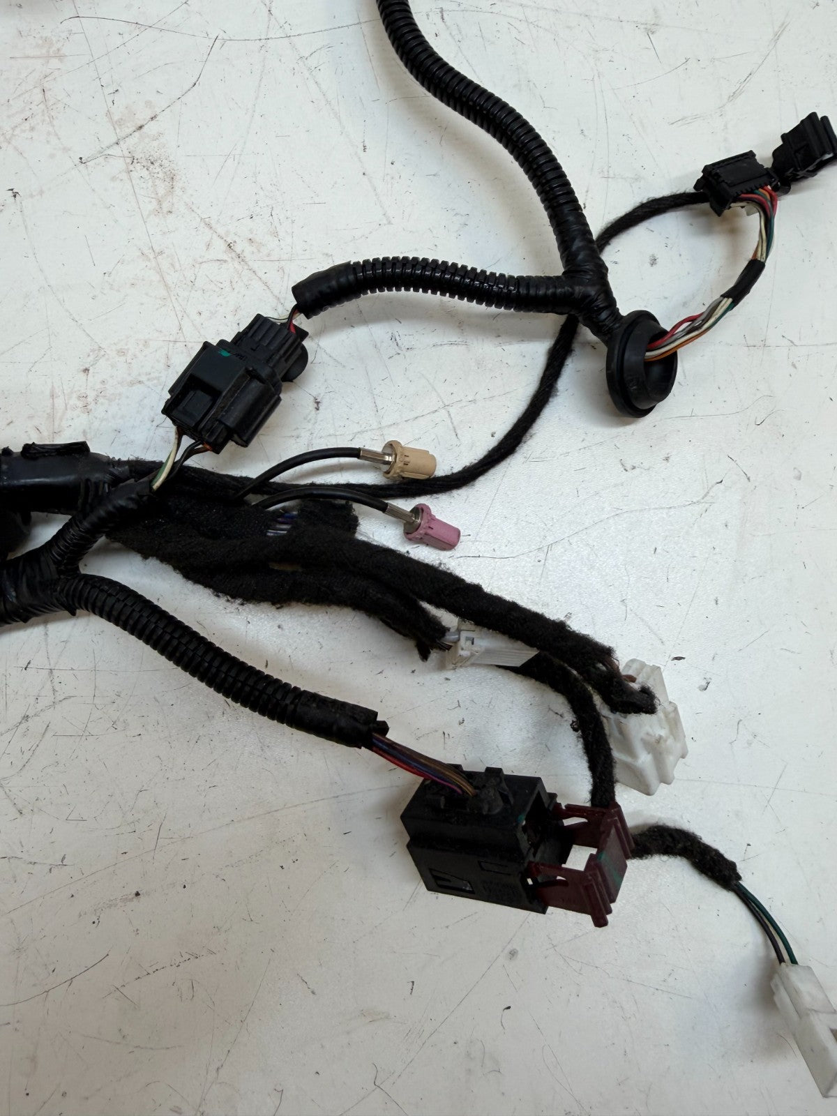 2016-2020 Tesla Model S Front Right Side Door Wire Wiring Harness 1069106-00-B