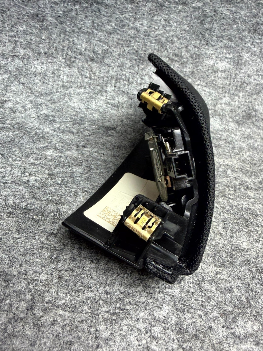 ♦️17–23 TESLA MODEL 3 FRONT LEFT AUDIO TWEETER & SPEAKER COVER OEM, 1095657-00-F