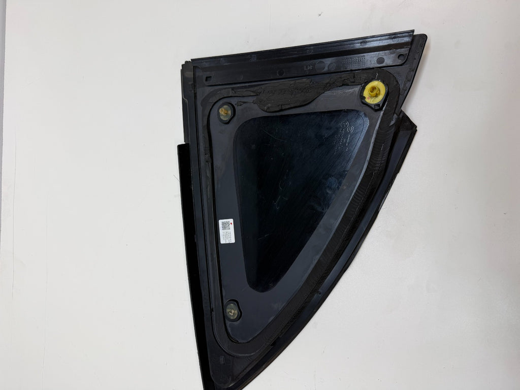2020-2024 Tesla Model Y Rear Side Quarter QTR Window Glass Left 1495740-00-E