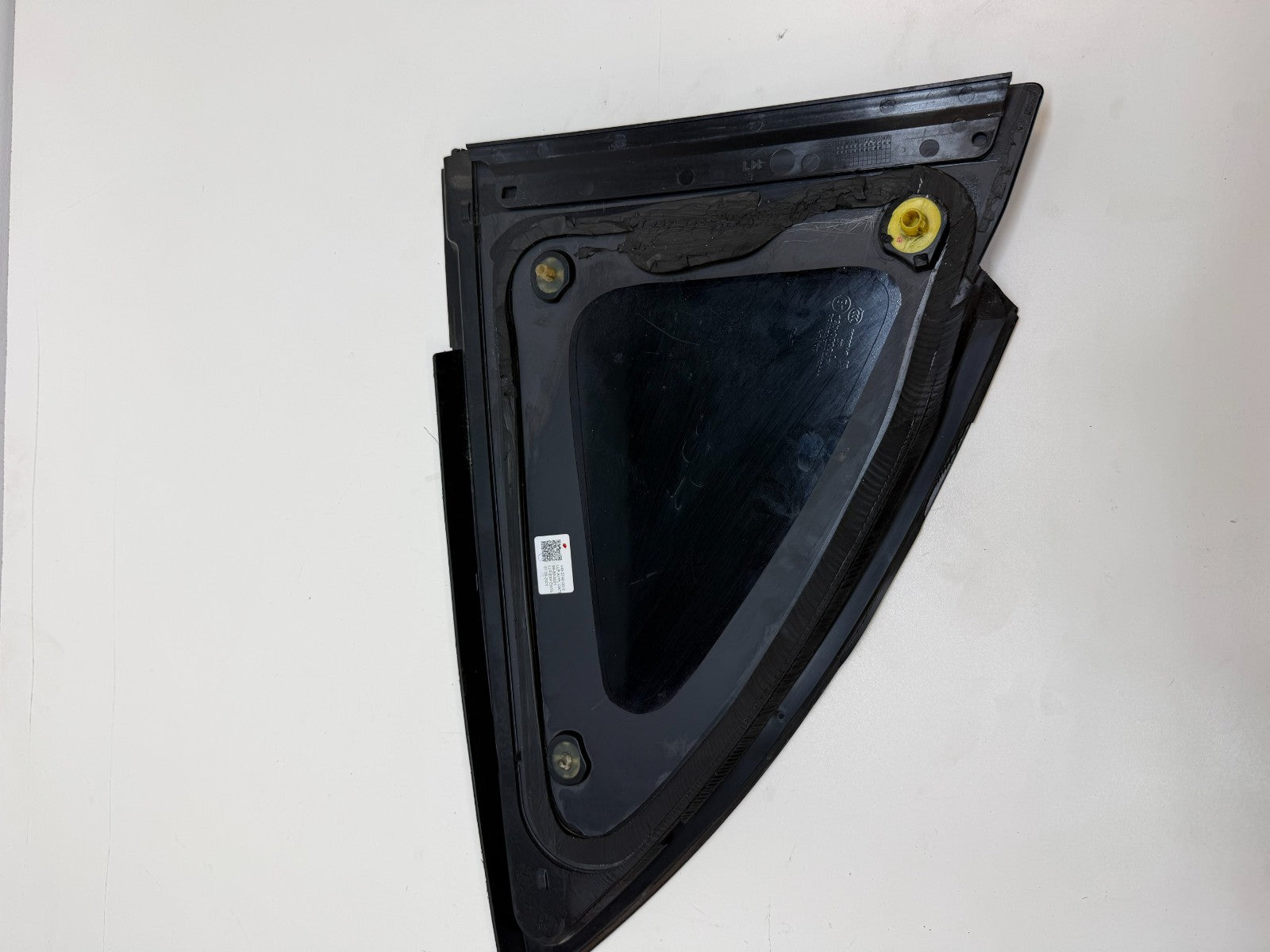 2020-2024 Tesla Model Y Rear Side Quarter QTR Window Glass Left 1495740-00-E