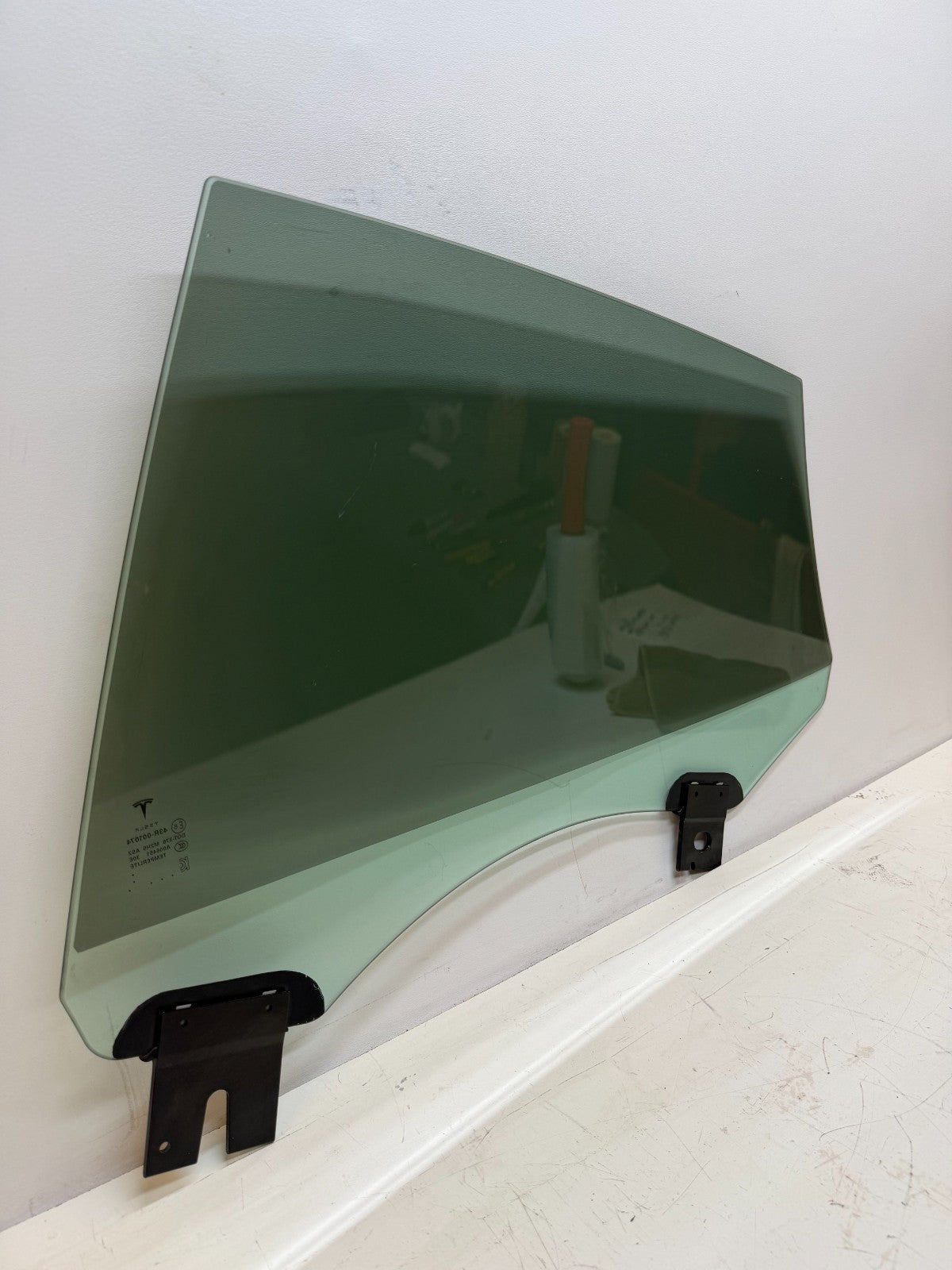 2012-2020 Tesla Model S Rear Passenger Side Door Window Glass 43R-001074