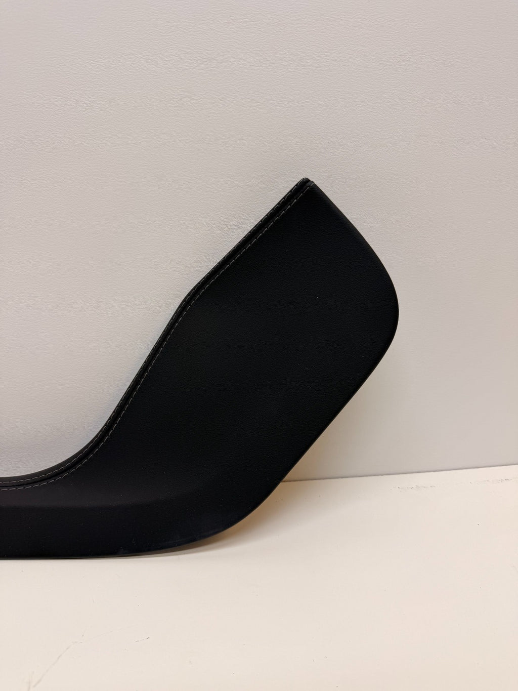 12-20 Tesla Model S Right Center Console Trim Cover Wrapped Panel 1004705-01-E