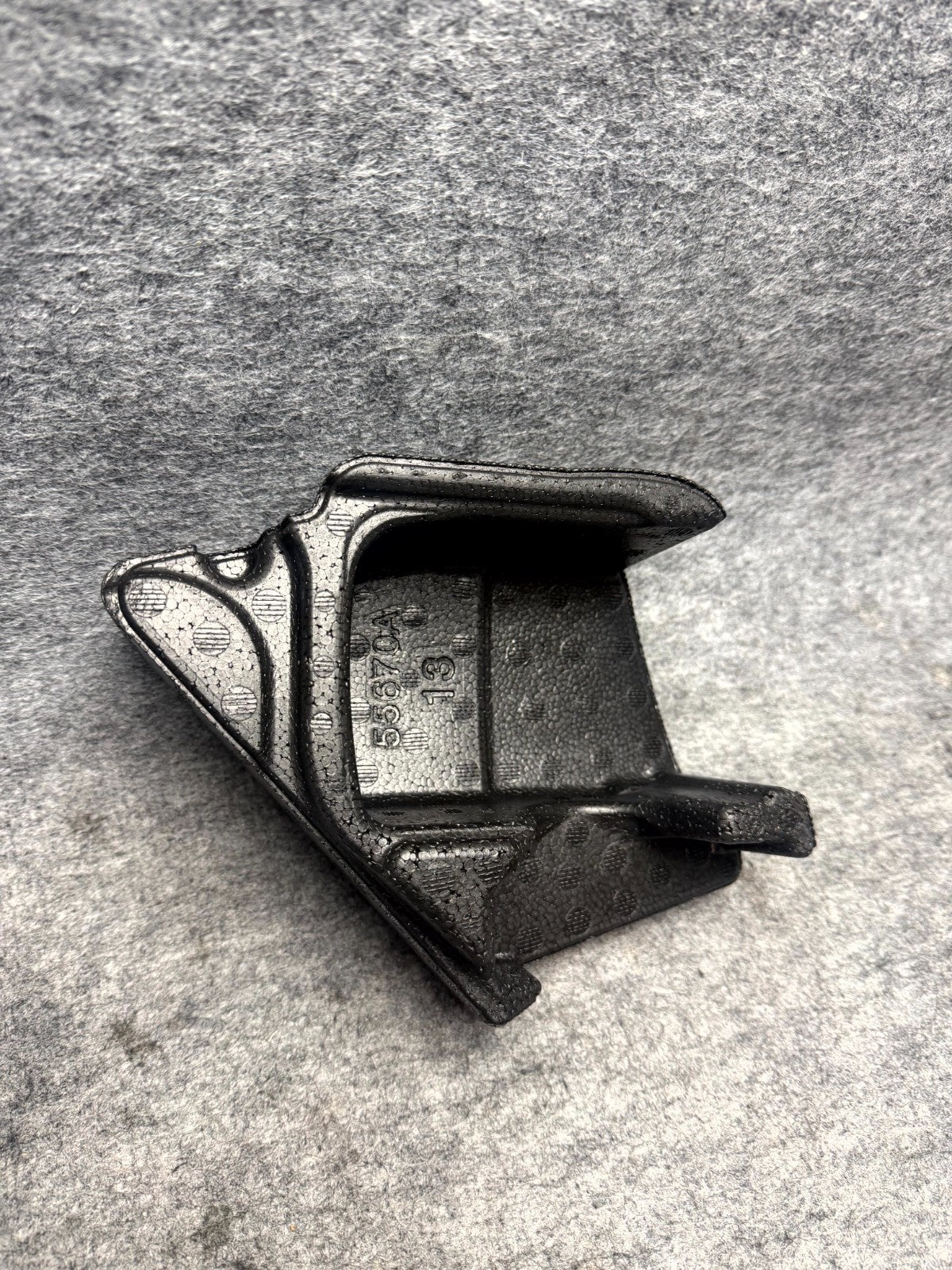 ♦️17-23 TESLA MODEL 3 REAR LEFT SEAT COVER CAP INSULATION FOAM OEM, 1133020-00-D