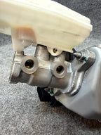 2017–2023 TESLA MODEL Y/3 BRAKE MASTER CYLINDER W/ BOOSTER & RESERVOIR OEM