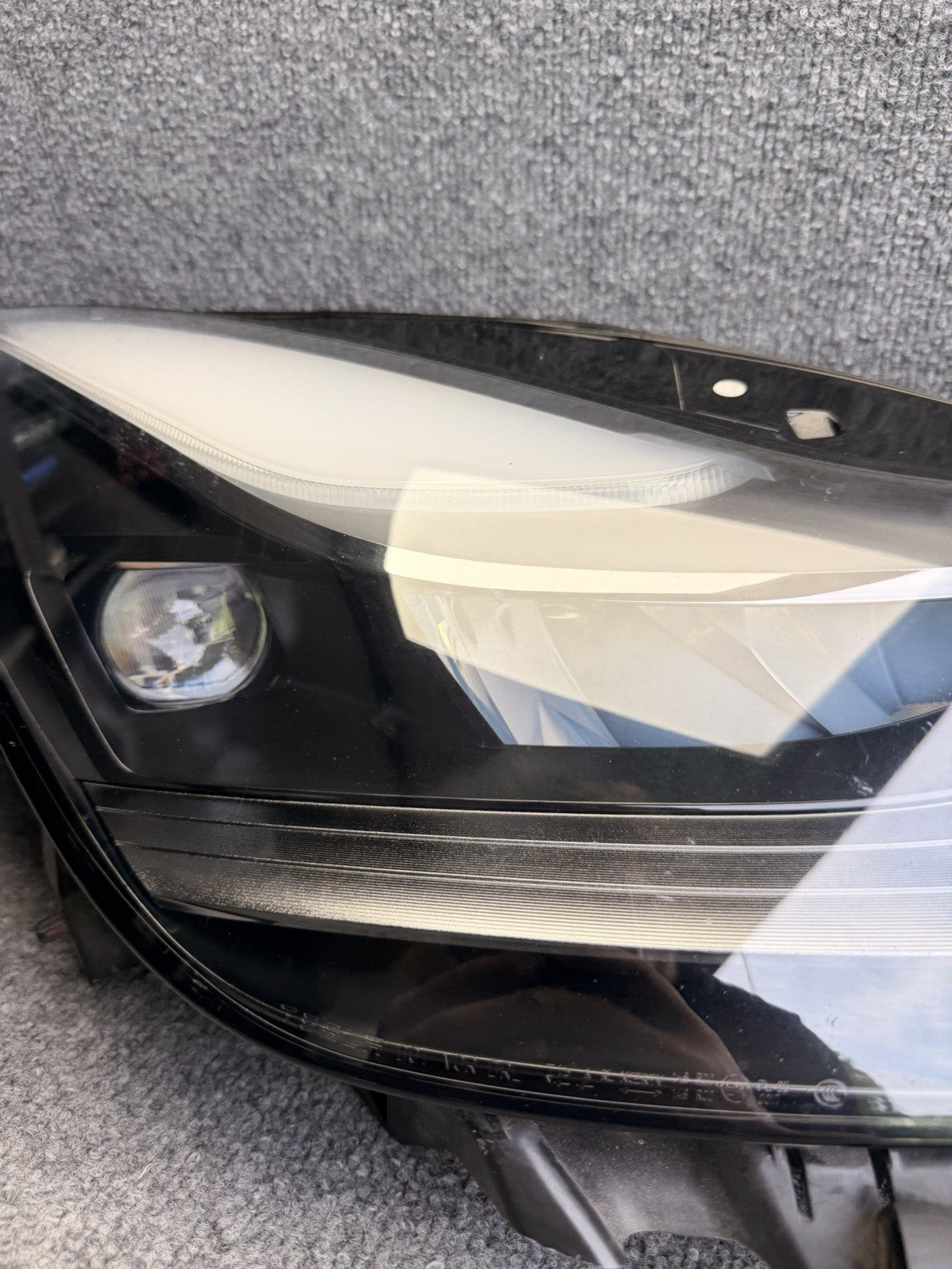 OEM 21-24 Tesla Model 3-Y Right Passenger Matrix LED Headlight 1514953-00-D