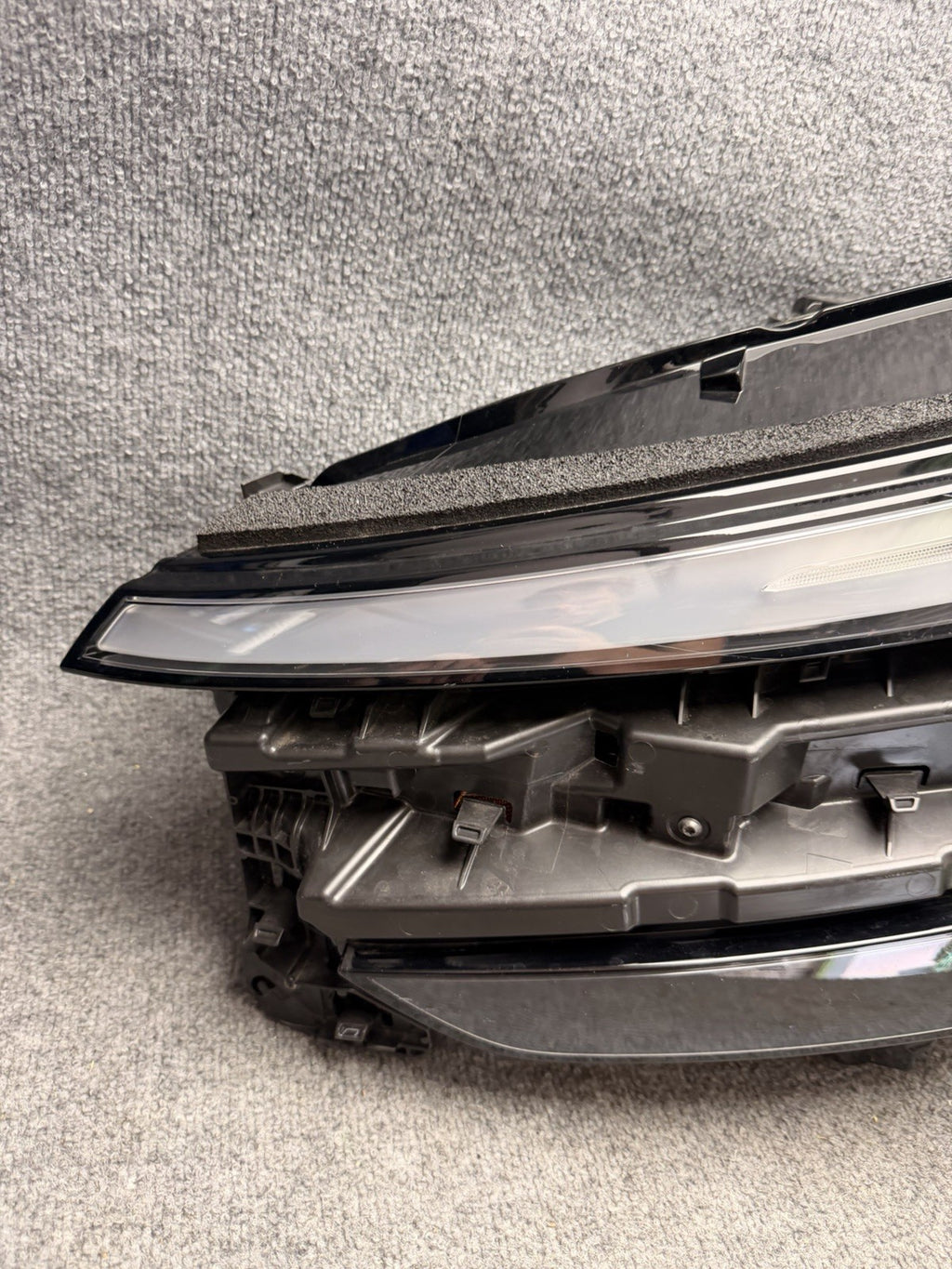 2025 2026 Tesla Model Y Juniper Left Driver Side LED Headlight OEM 1918347-00-E