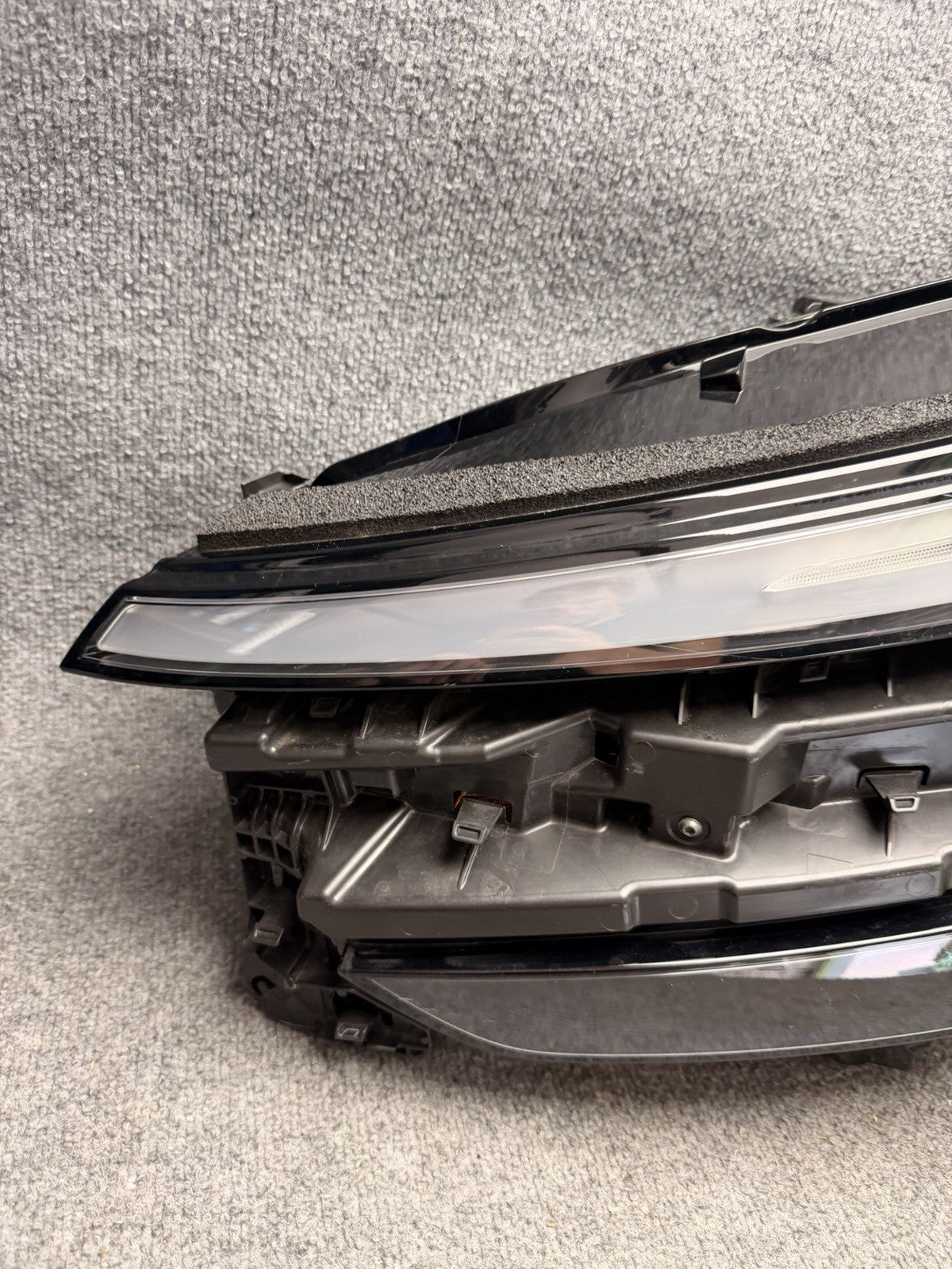 2025 2026 Tesla Model Y Juniper Left Driver Side LED Headlight OEM 1918347-00-E