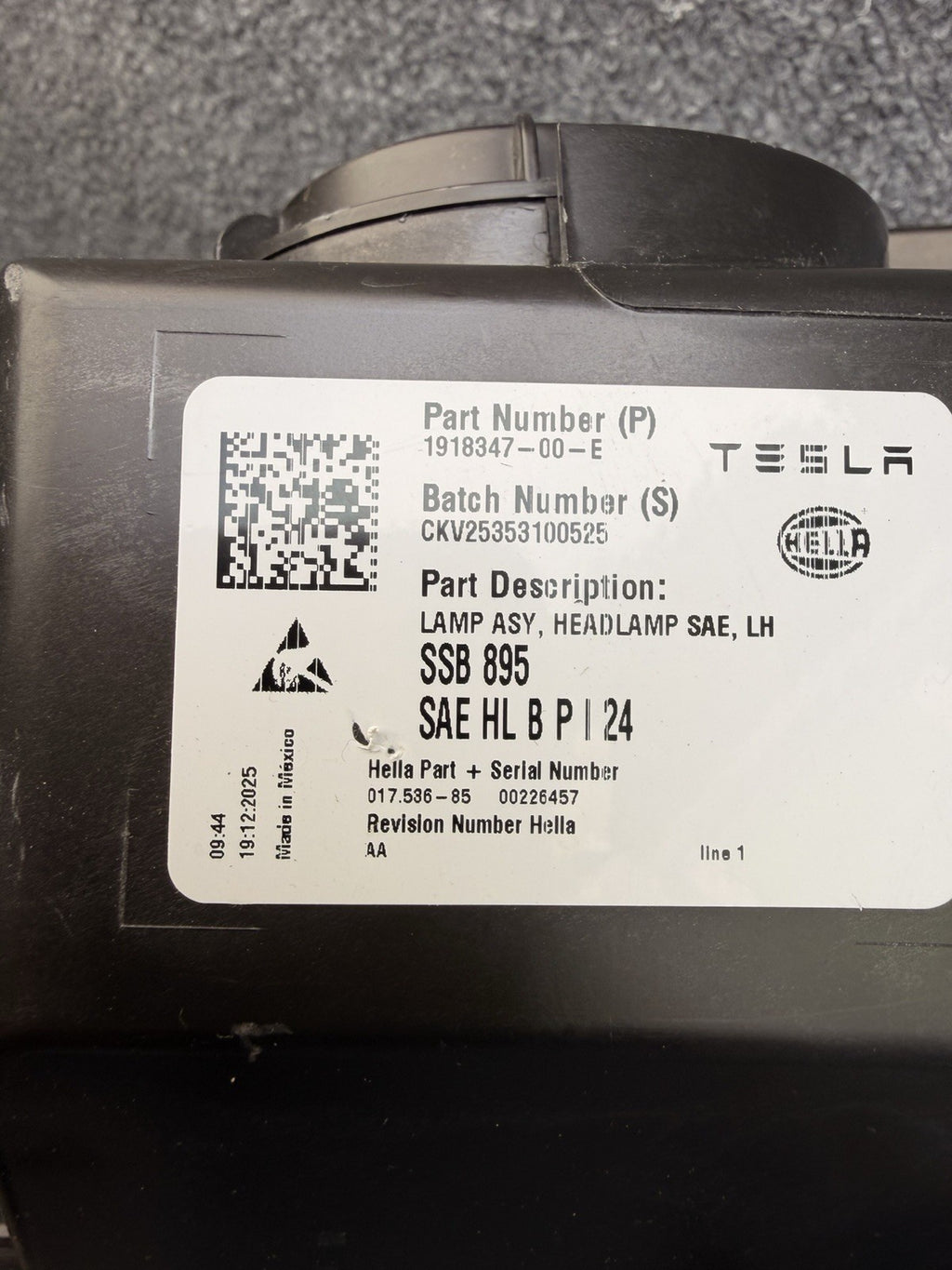 2025-2026 Tesla Model Y Juniper Left Driver Side LED Headlight OEM 1918347-00-E