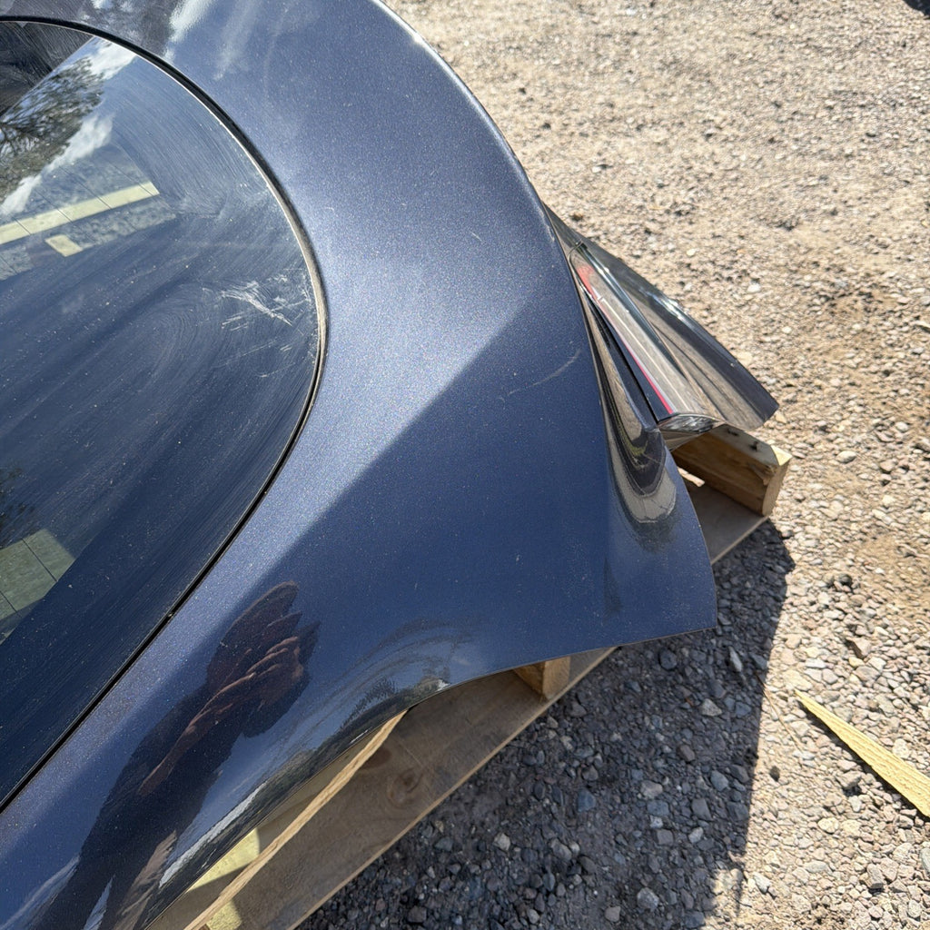 Tesla Model Y 2020-2024 OEM Rear trunk lid liftgate 1493410-E0-A