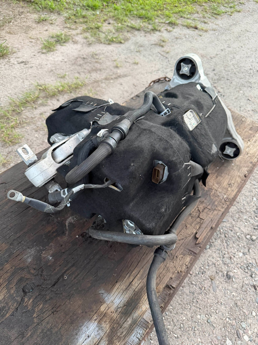 2016-2020 Tesla Model X Front Drive Unit Electric Motor 1035000-00-F