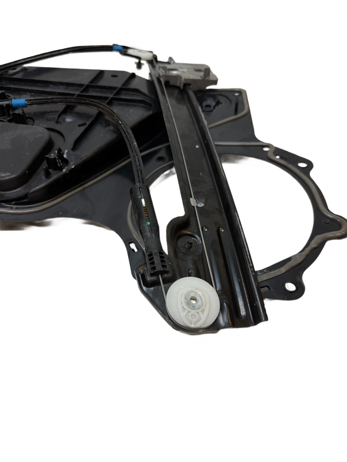 2017-2023 Tesla Model 3 Front Right Door Window Regulator OEM 1096621-00-L