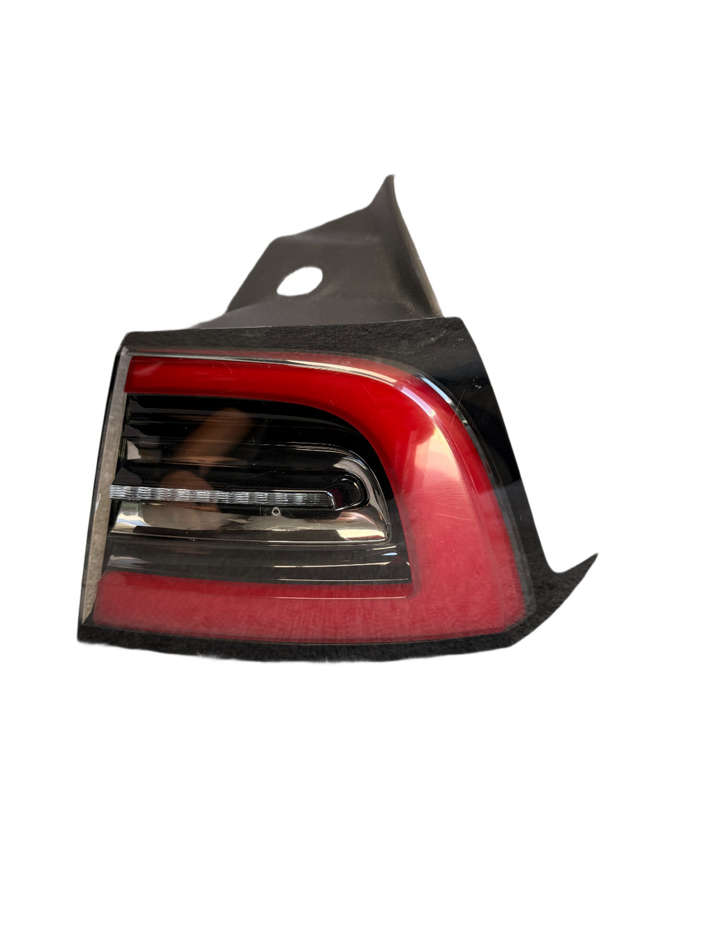 2017-2023 Tesla Model 3 Y LED Tail Lamp Outer Rear Right Passenger Side 1077398