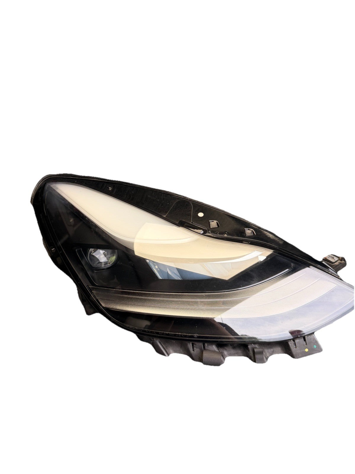 OEM 21-24 Tesla Model 3-Y Right Passenger Matrix LED Headlight 1514953-00-D