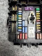 ♦️12-20 TESLA MODEL S RIGHT UNDER HOOD FUSE BOX RELAY JUNCTION OEM, 1034409-00-A