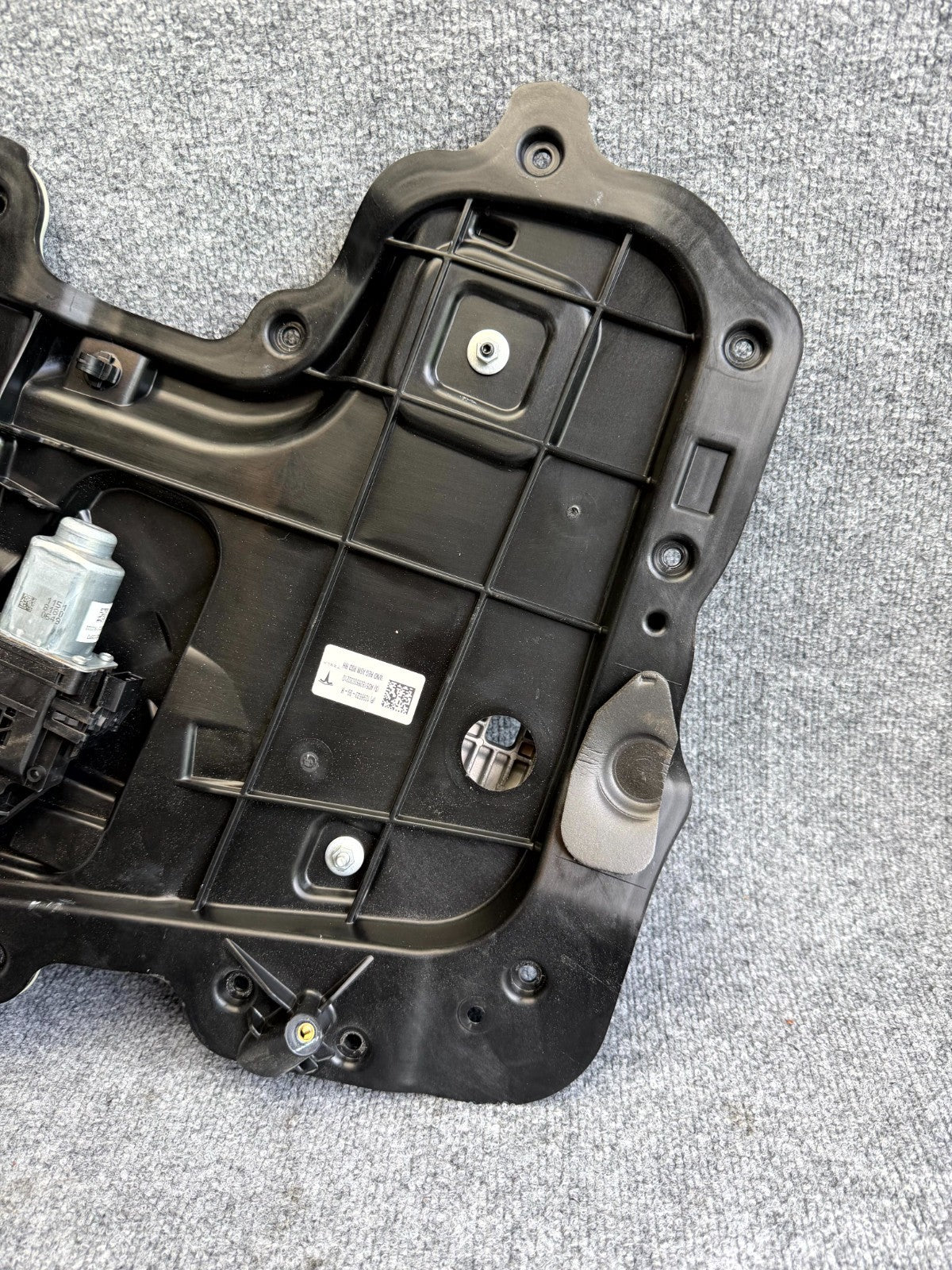 2017-2023 TESLA MODEL 3 REAR RIGHT DOOR WINDOW REGULATOR MOTOR OEM, 1096623-99-H