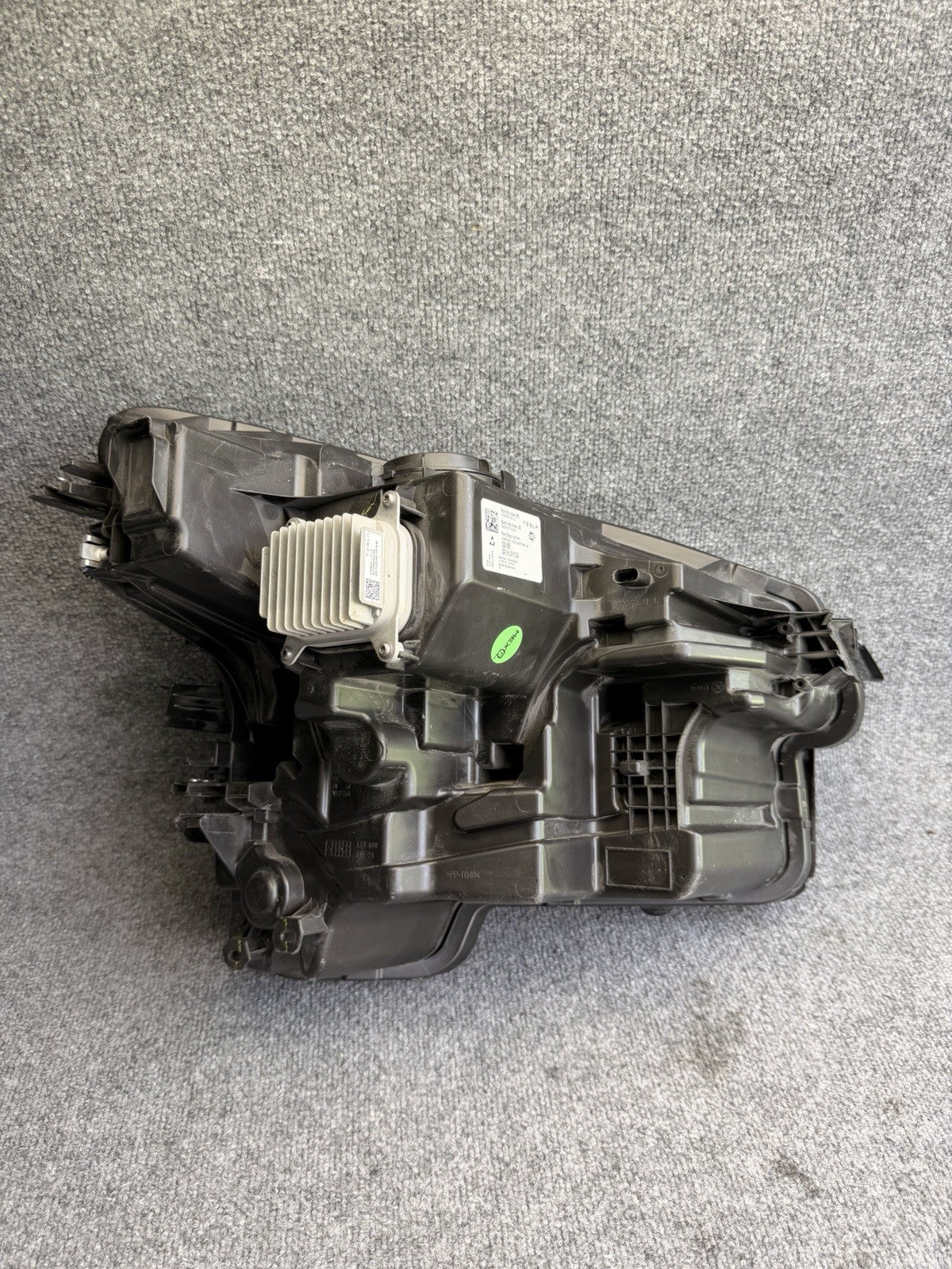 2025-2026 Tesla Model Y Juniper Headlight Left Driver LH 1918347-00-D OEM