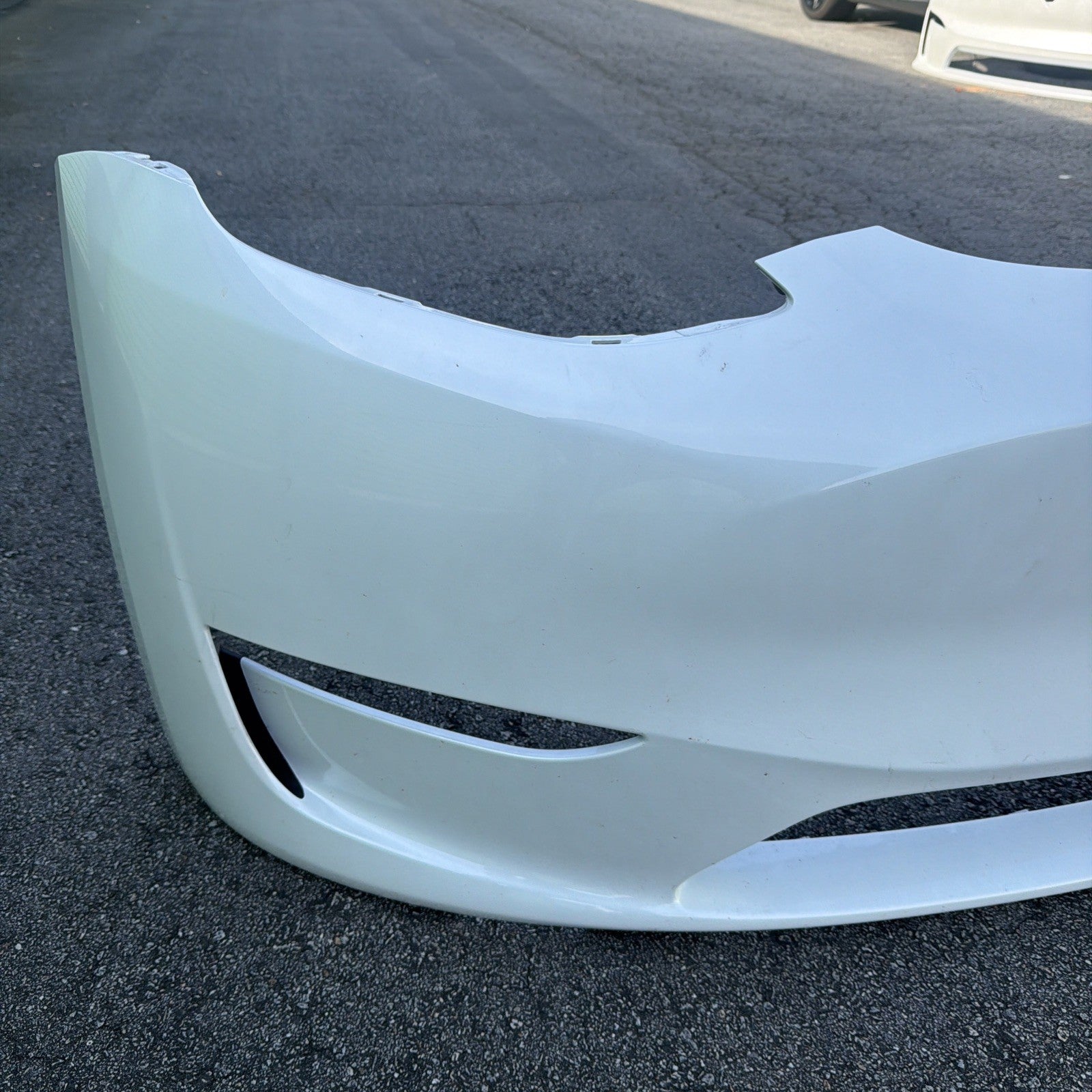 2024-2025 Tesla Model Y oem Front Bumper Cover & Tow Cap White