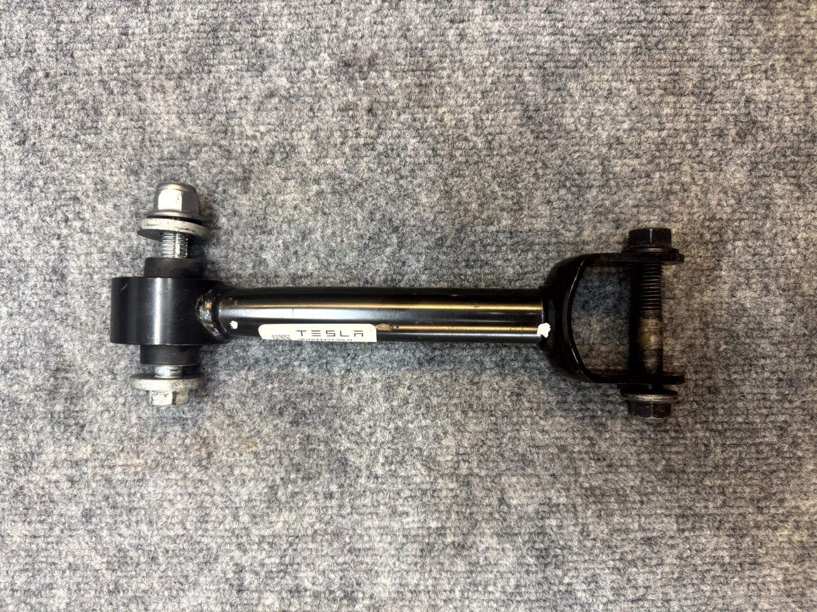 2017-2023 TESLA MODEL 3 REAR RIGHT SUSPENSION TOE LINK CONTROL ARM OEM,104443100