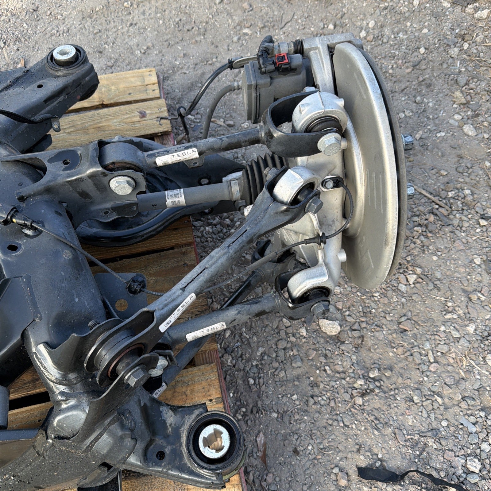 2017-2020 Tesla Model 3 Rear Drive Unit w/ Subframe, Suspension Engine Motor 17K