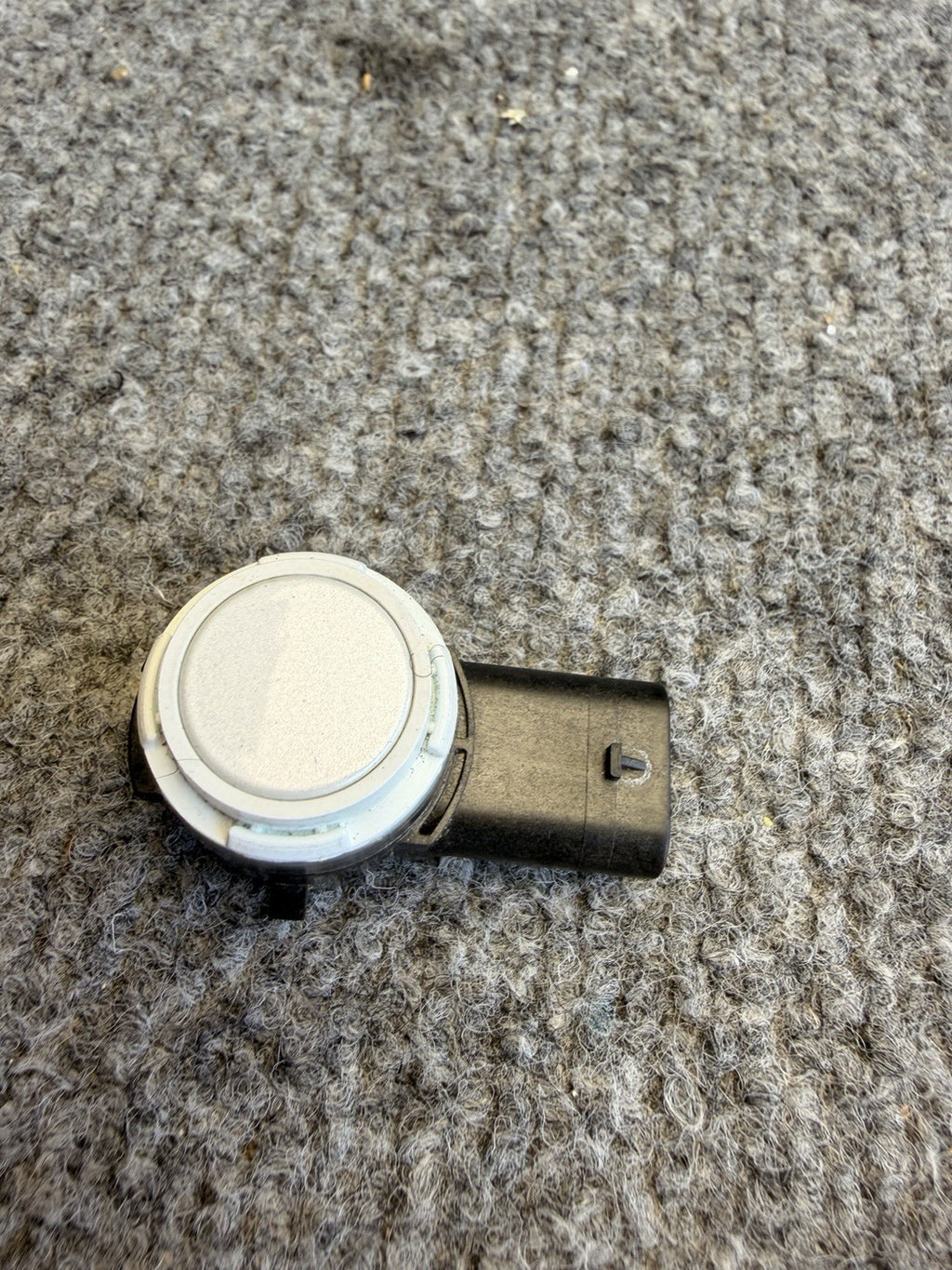2021 2022 2023 TESLA MODEL 3 FRONT BUMPER PDC PARKING SENSOR OEM 1127503-11-D
