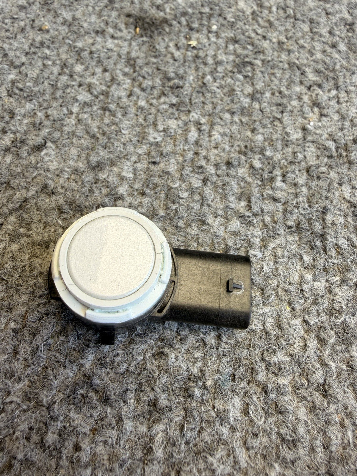 2021 2022 2023 TESLA MODEL 3 FRONT BUMPER PDC PARKING SENSOR OEM 1127503-11-D