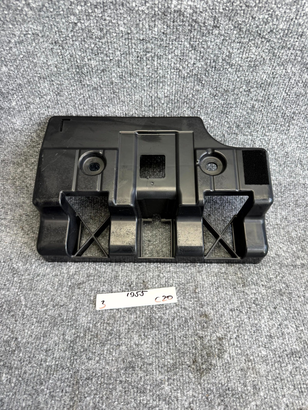 2017–2023 TESLA MODEL 3 REAR LEFT TRUNK LUGGAGE FLOOR BRACKET OEM, 1089615-00-D