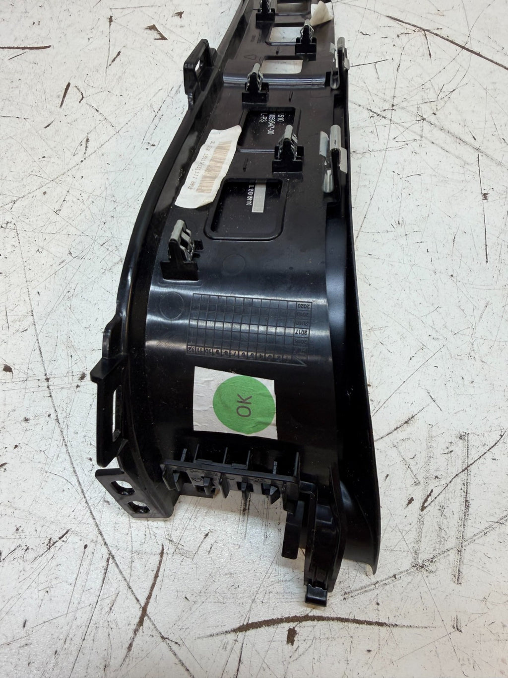 2016-20 Tesla Model X Rear Left Door Cover Inner Bracket 1059547-00