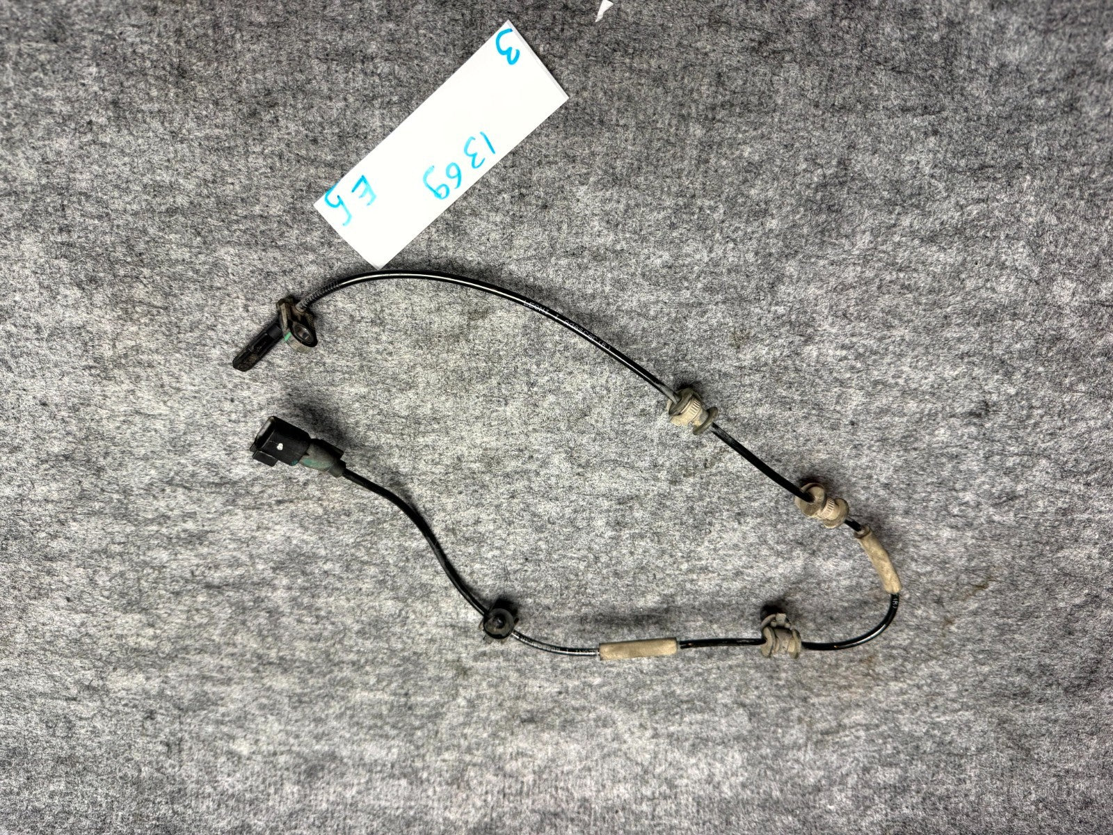 ♦️2017-2023 TESLA MODEL 3 FRONT RIGHT ABS WHEEL SPEED SENSOR OEM, 1044761-00-F