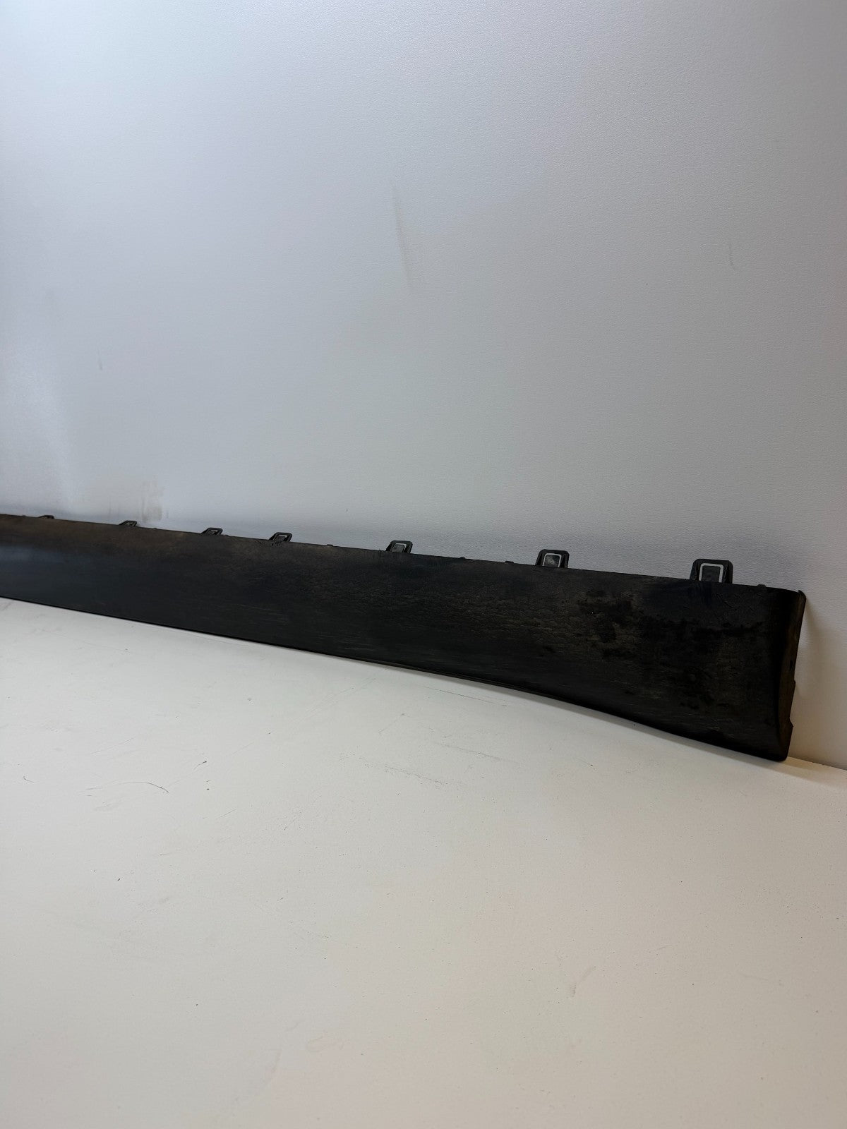 2020 - 2024 Tesla Model Y Left Side Sill Rocker Panel Molding 1497740-00-D