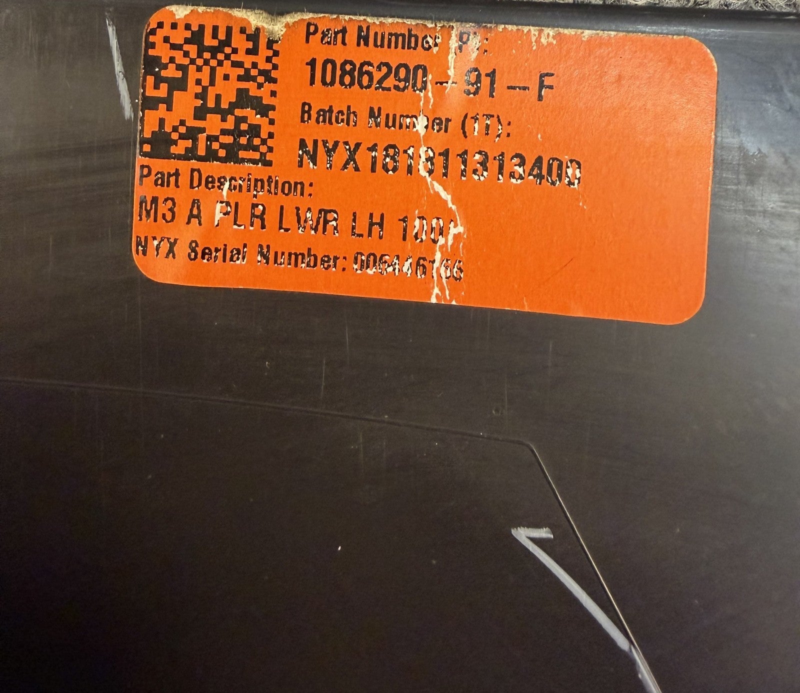 2017-2023 TESLA MODEL 3 LEFT FRONT DOOR SILL SCUFF PLATE 1086290-91-F