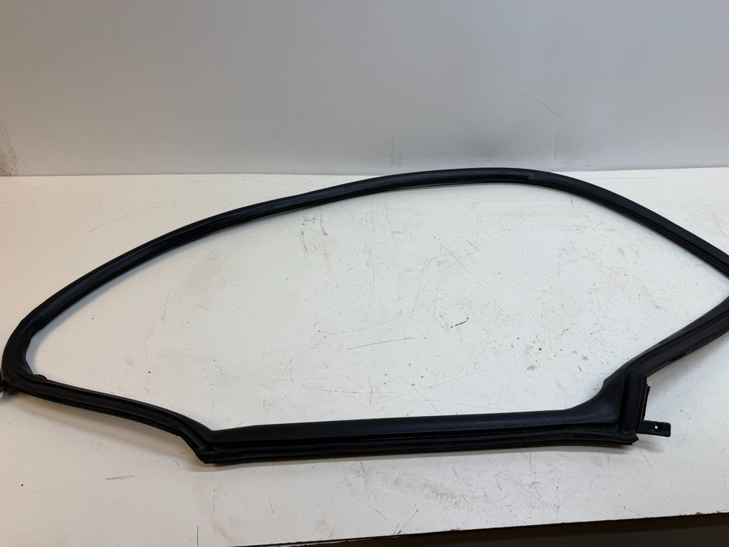 2012-2020 TESLA MODEL S FRONT LEFT DRIVER SIDE DOOR WEATHERSTRIP SEAL