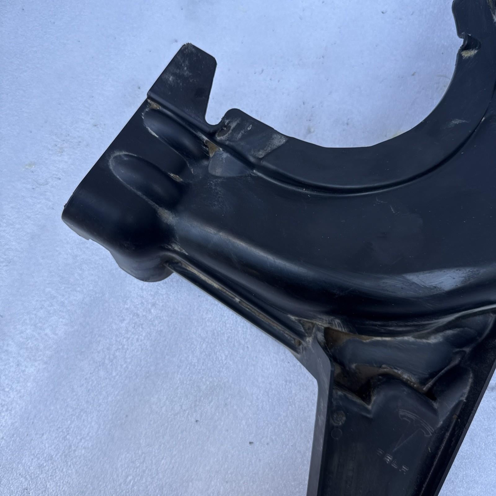 2016-2020 TESLA MODEL S FRONT LEFT SHOCK STRUT TOWER CAP COVER OEM, 1060511-00-B