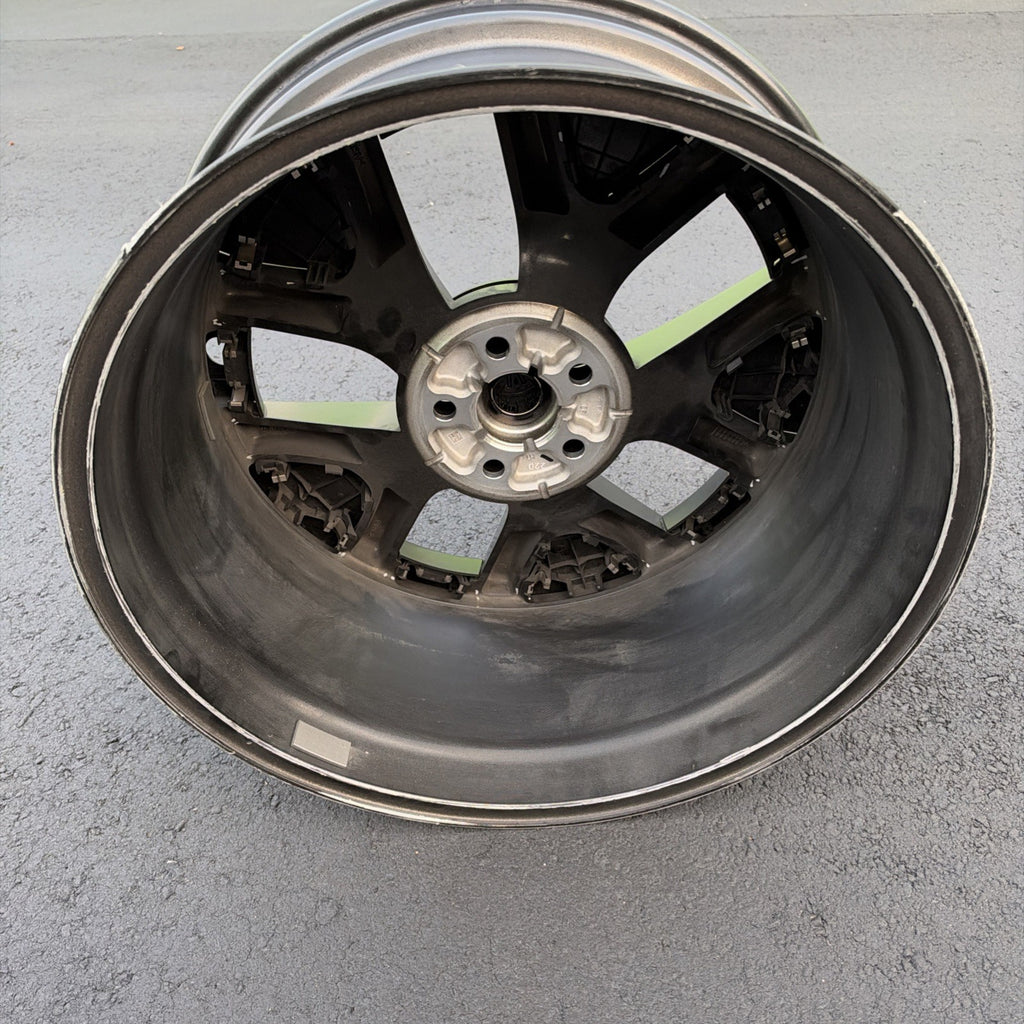 2025-2026 TESLA MODEL Y REAR 21" OEM WHEEL 21X9.5 RIM ARACHNID 2.0 2188228-00-A