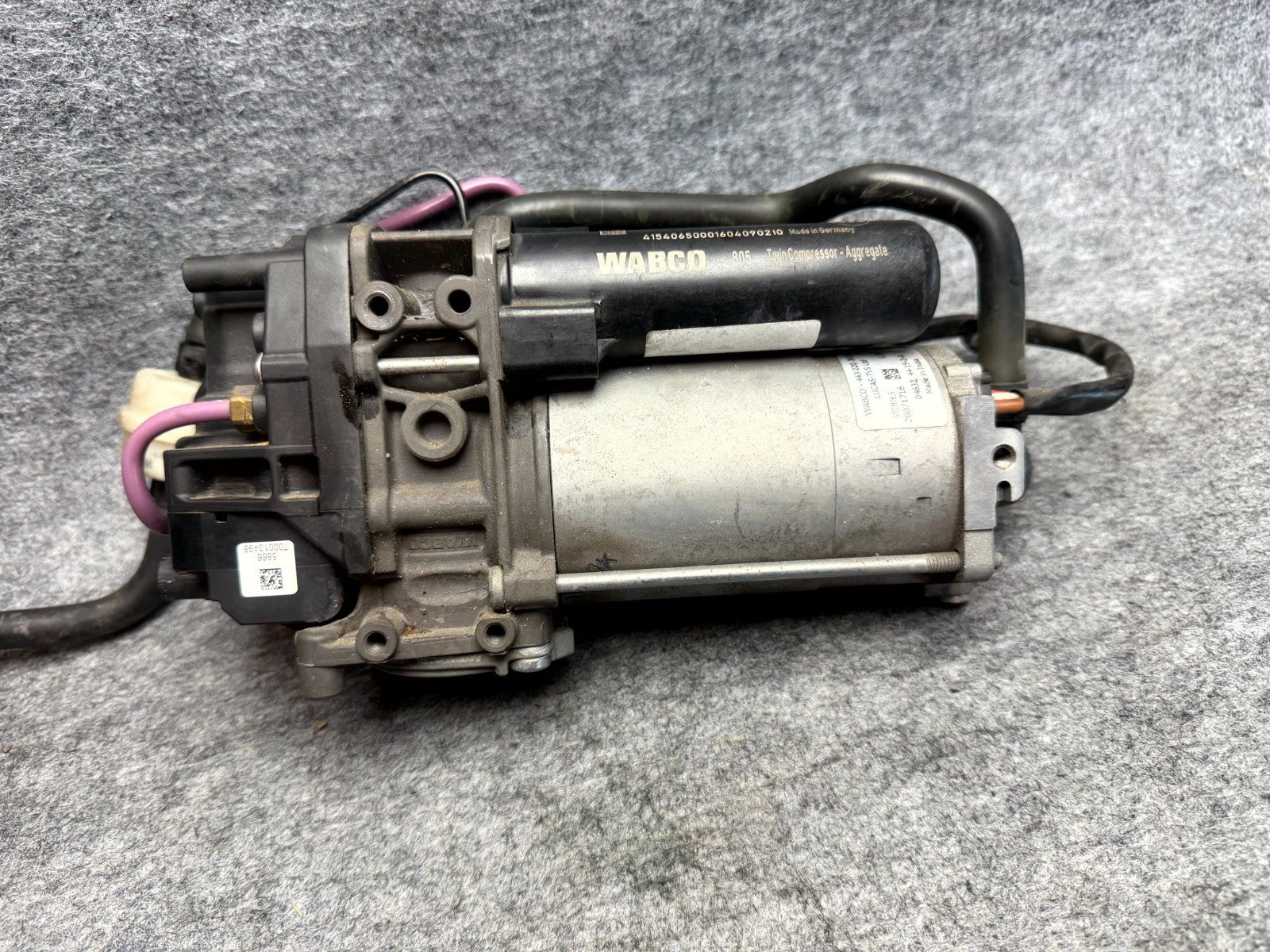 ♦️12-16 TESLA MODEL S AIRMATIC AIR SUSPENSION COMPRESSOR PUMP OEM, 6006403-00-A