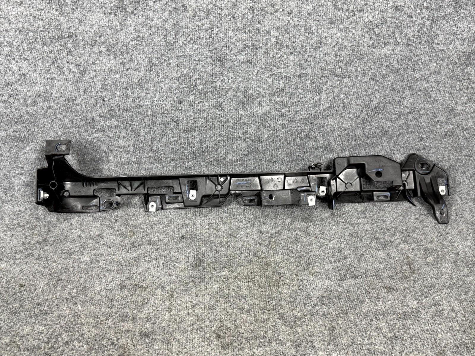 2016-2020 Tesla Model X Rear Left C-Pillar Middle Trim Bracket OEM, 1080708-00-C