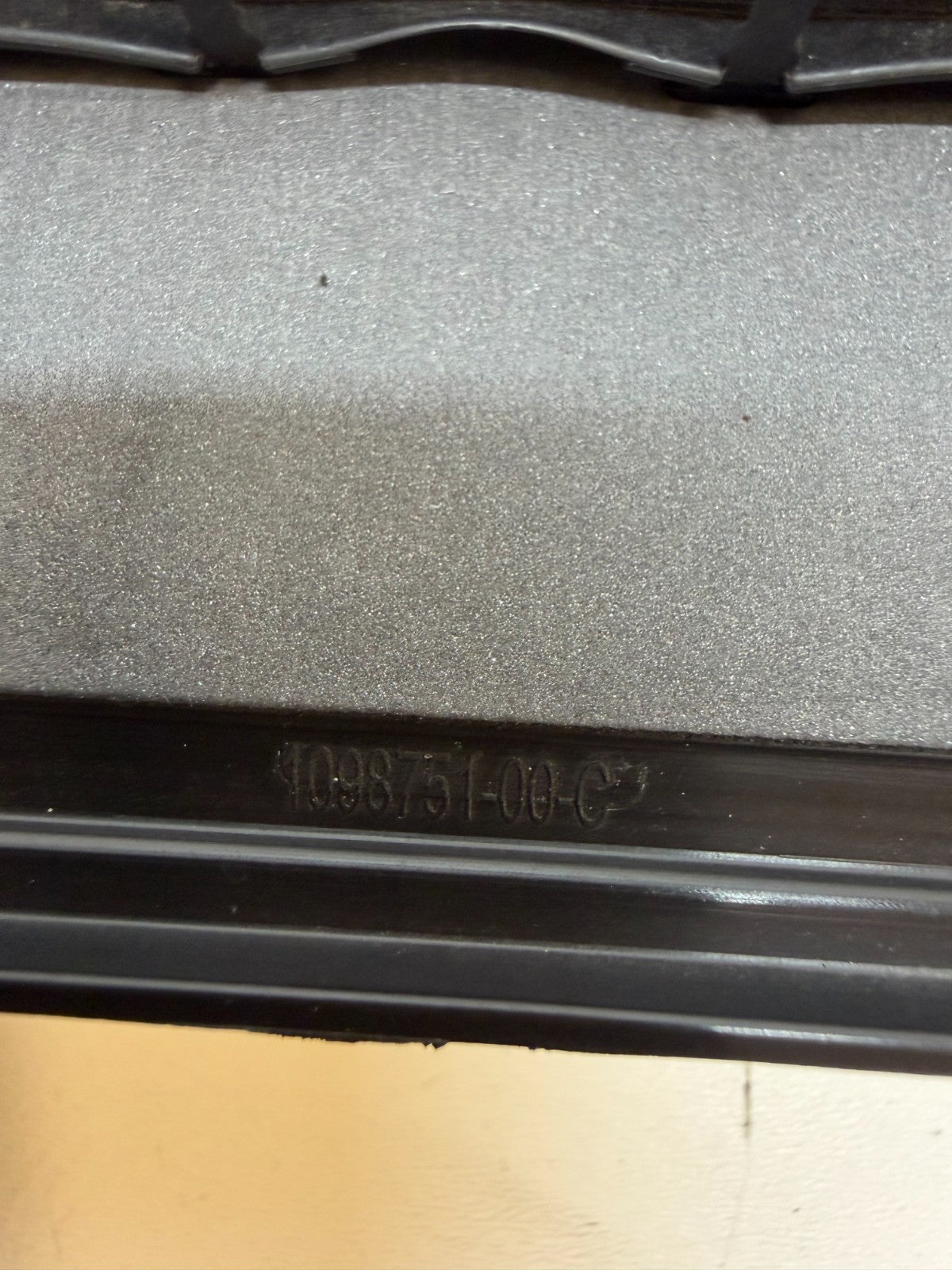 2017-2024 Tesla Model 3/Y Air Extractor Cabin Vent Grille 1098751-00-C
