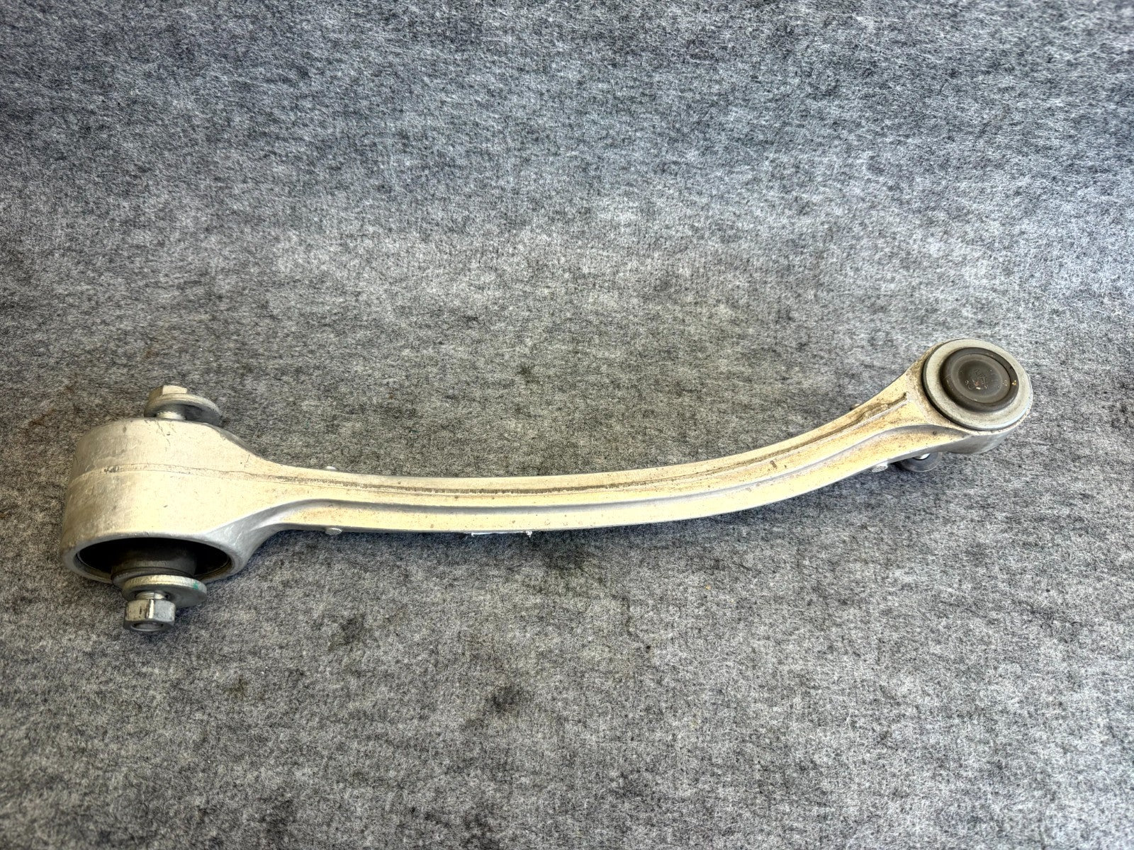 ♦️2012-2020 TESLA MODEL S FRONT RIGHT LOWER FORWARD CONTROL ARM OEM 1041575-00-D