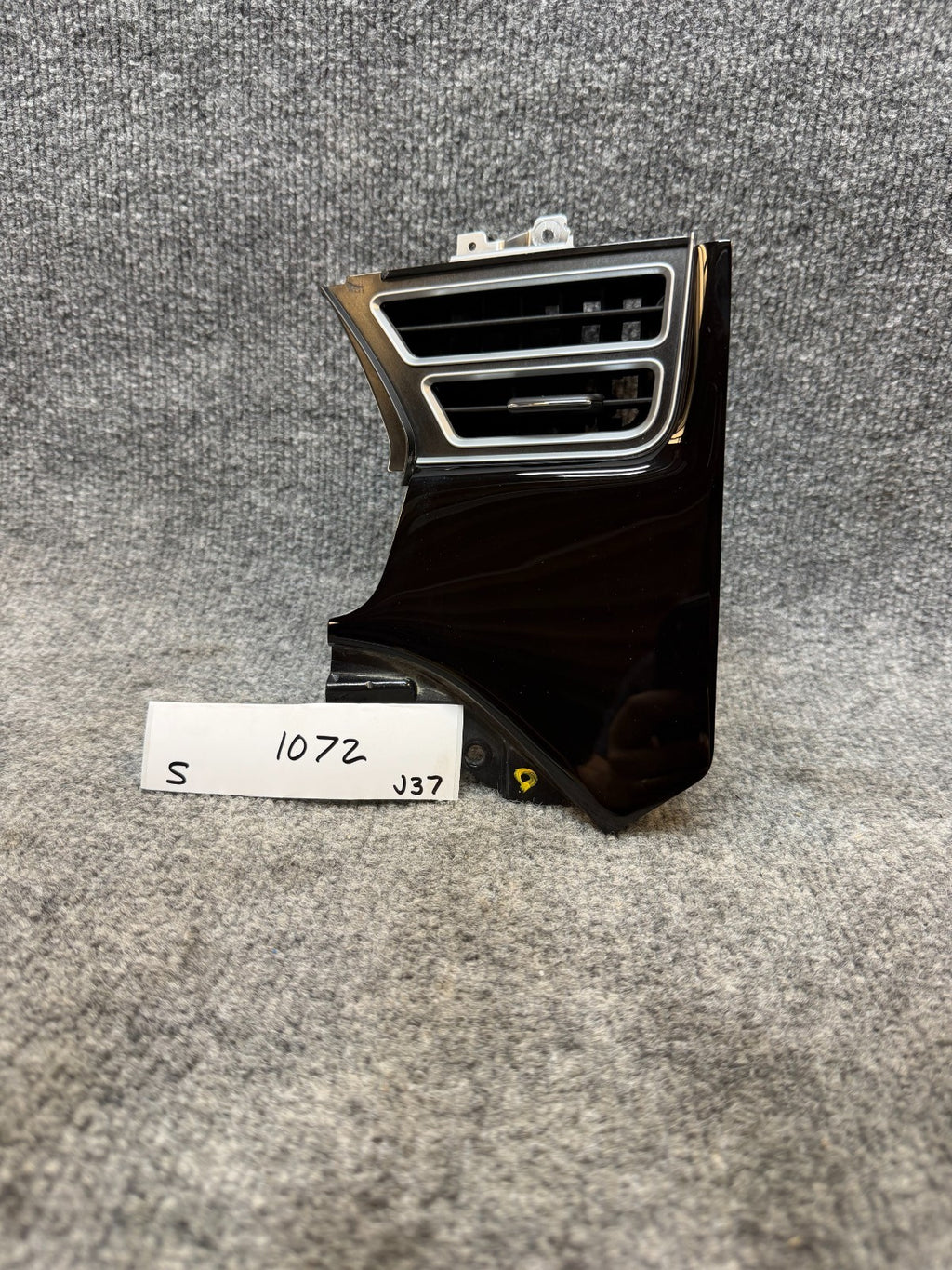 12-16 TESLA MODEL S LEFT DASHBOARD AIR VENT GRILLE TRIM 1007827-00-C