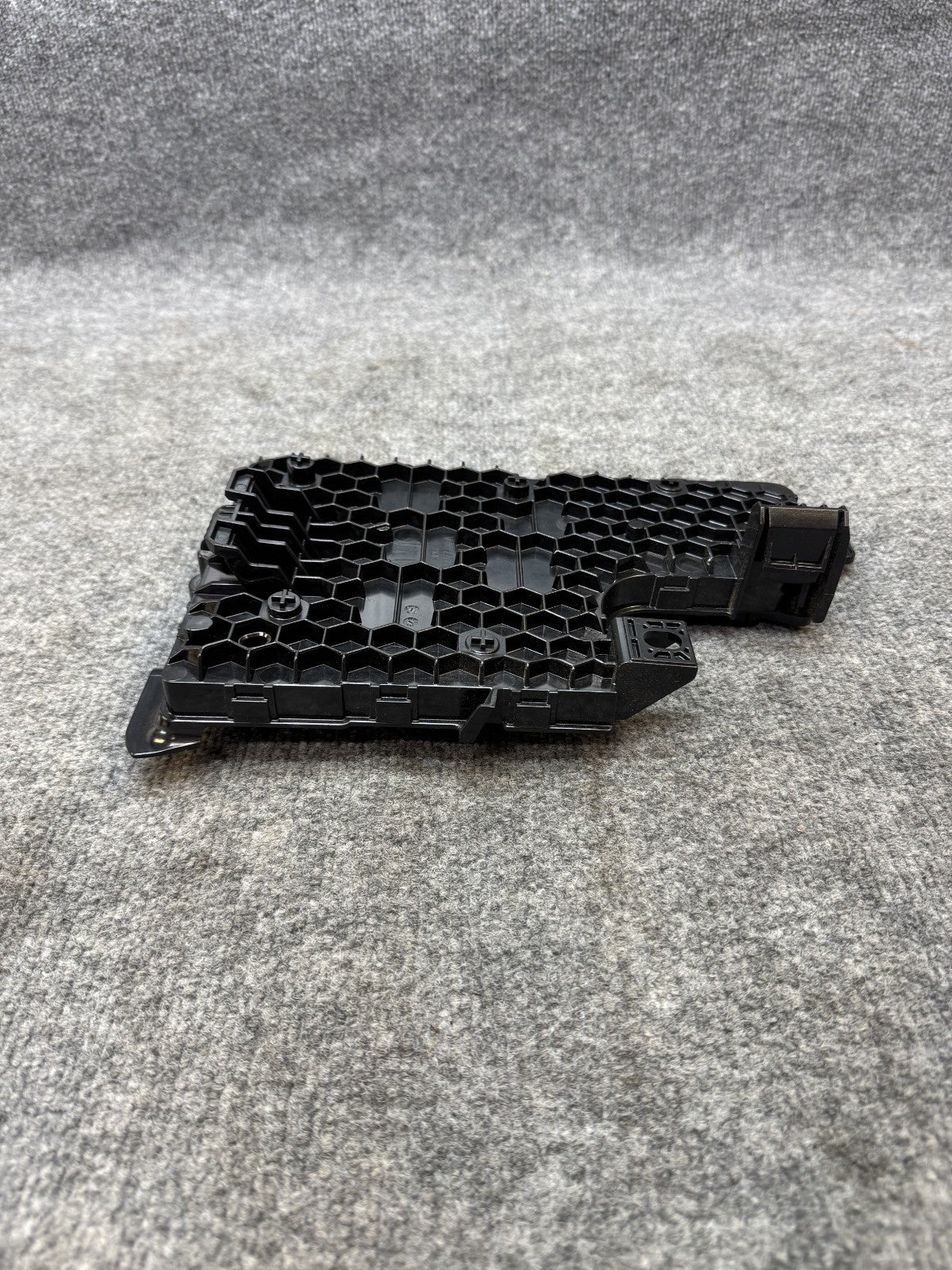 2020 - 2024 TESLA MODEL Y RIGHT LOW VOLTAGE ELECTRONIC MODULE OEM, 1657650-00-C
