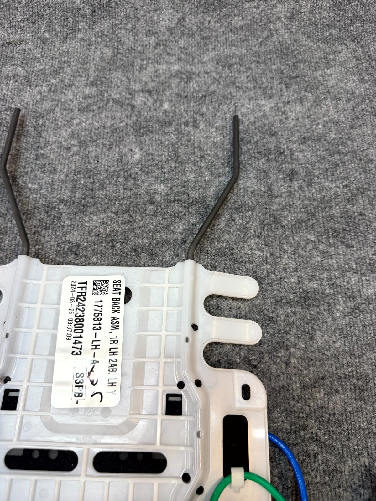 2020-2023 TESLA MODEL Y FRONT LEFT SEAT ADJUSTER LUMBAR SUPPORT OEM, 1775813LHA