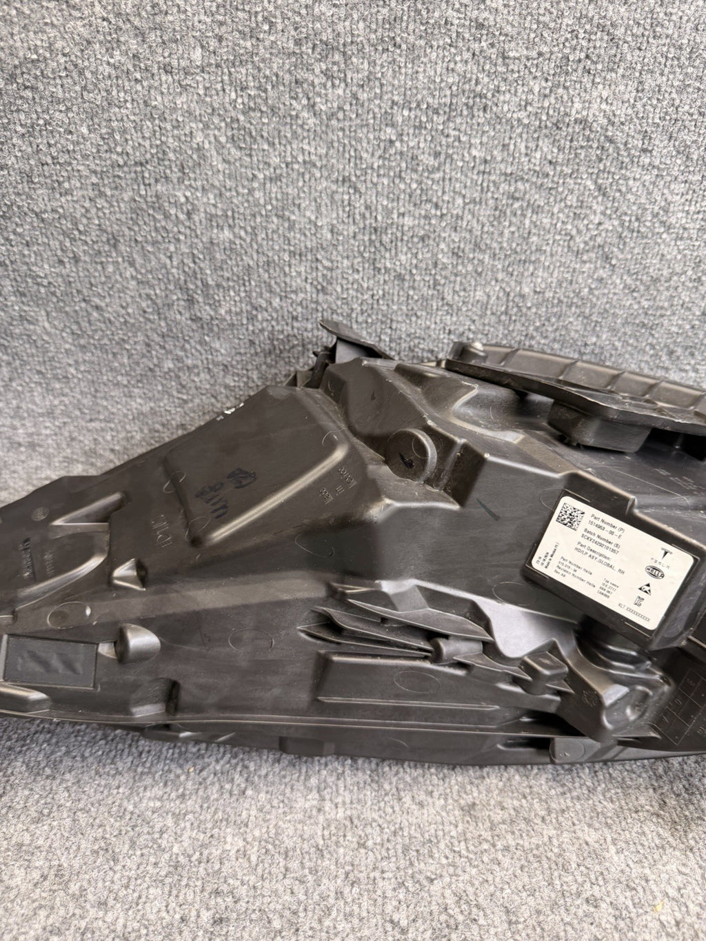 20-24 Tesla Model 3-Y Front Right Headlight Projector Headlamp RH 1514953-00-E