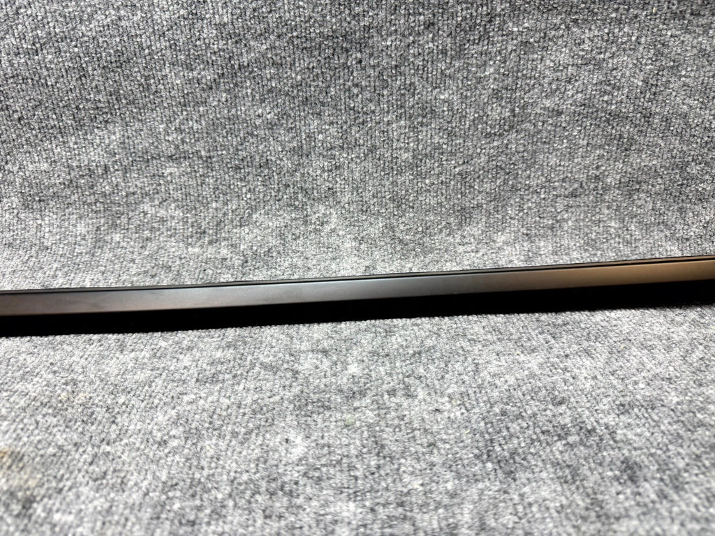 2020-2024 TESLA MODEL Y REAR LEFT SIDE DOOR WINDOW OUTER BELT SEAL OEM,149572200
