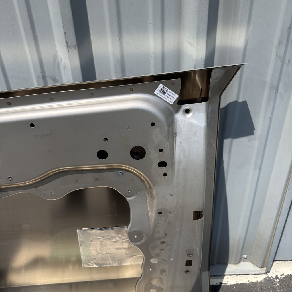 OEM 2024 2026 Tesla Cybertruck Front Passenger Door Shell Right 1814850-00-A